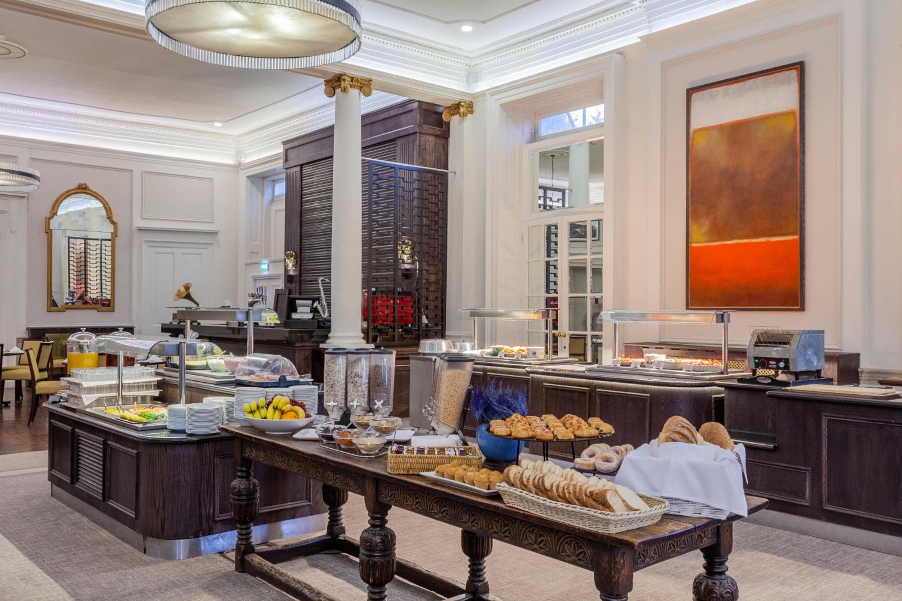 Oatlands Park Hotel