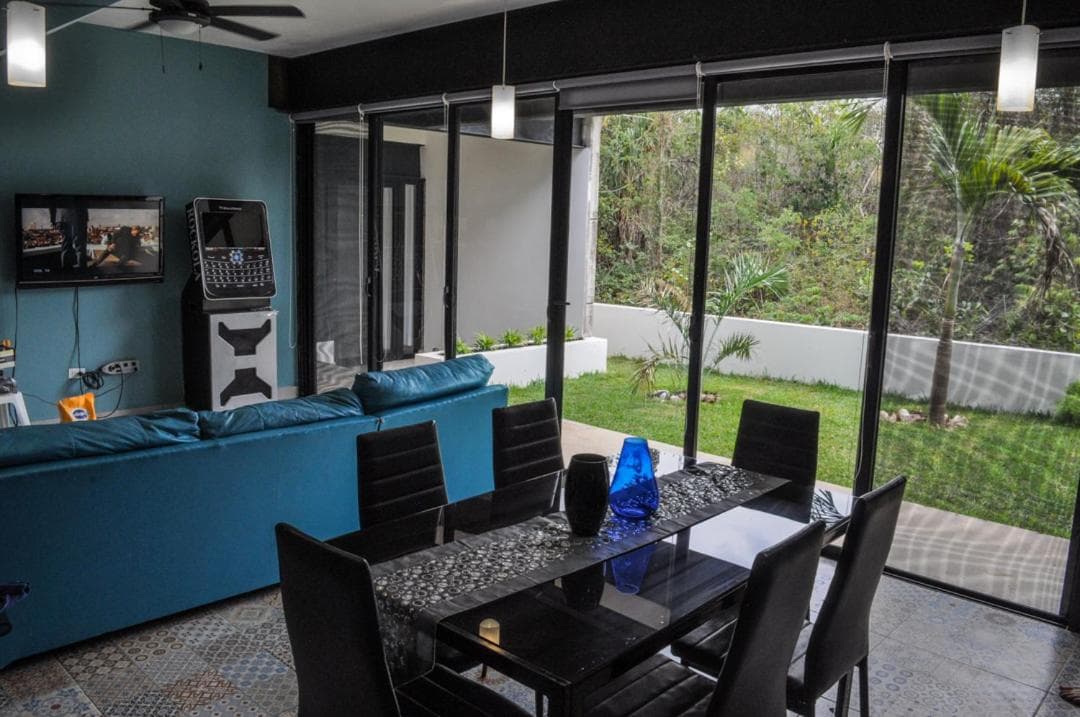 VACATION Full house with Private Pool, 3 Bedroom