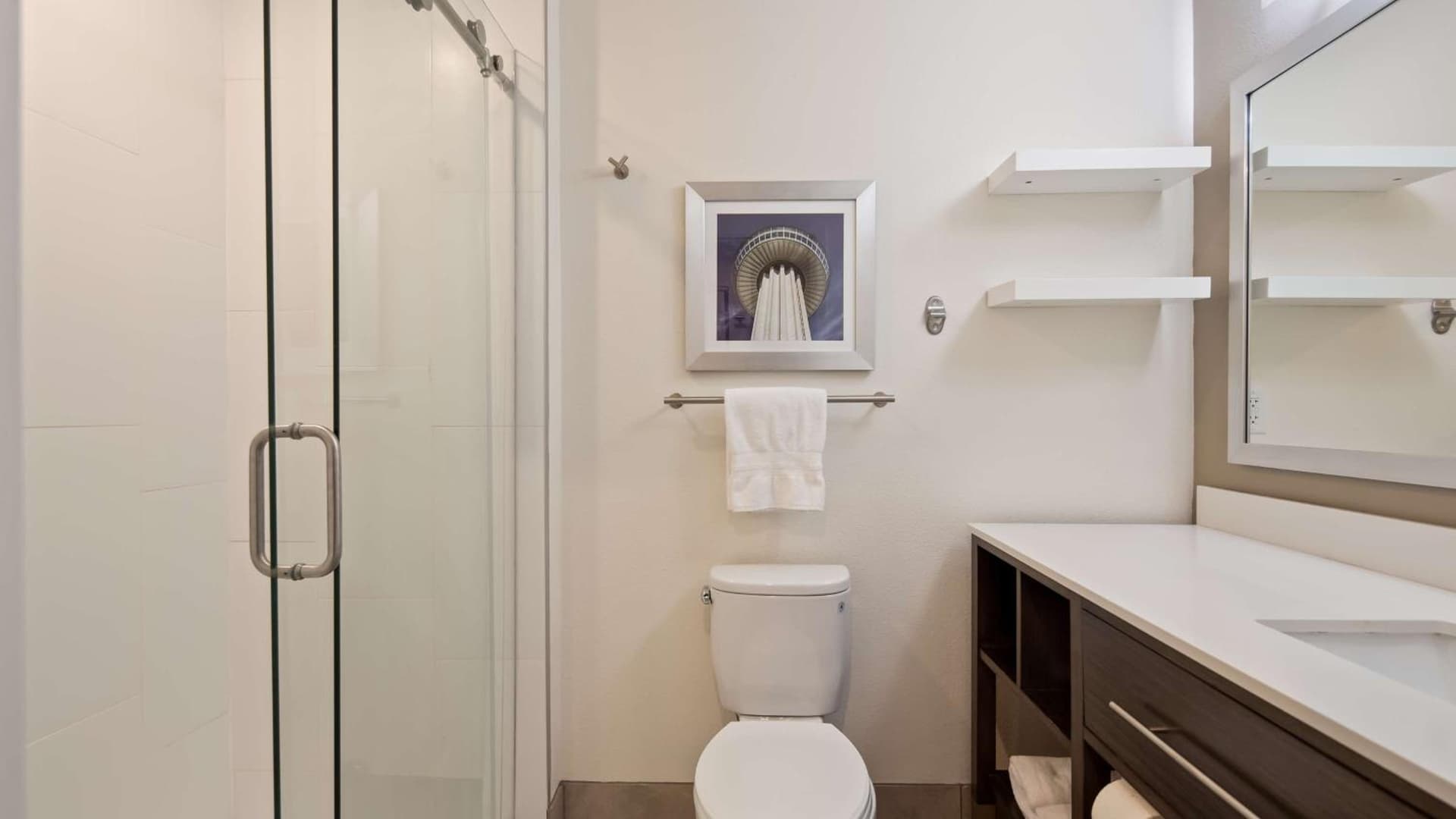 Best Western Plus Roland Inn & Suites