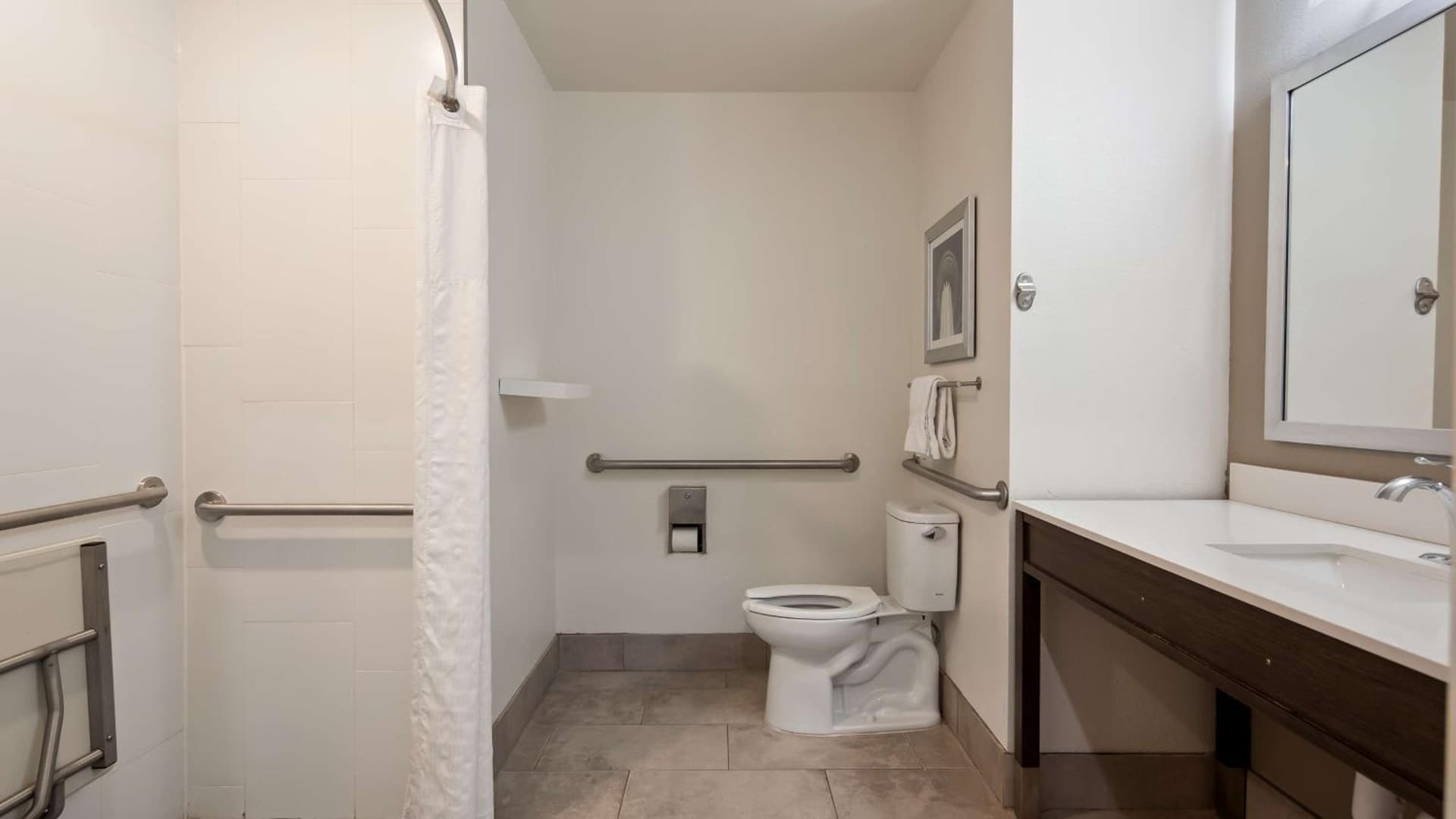Best Western Plus Roland Inn & Suites
