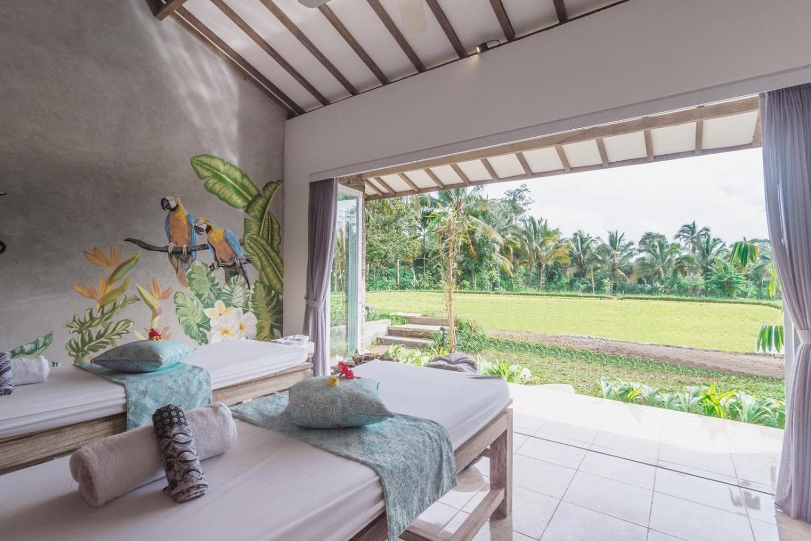 Daun Lebar Villas