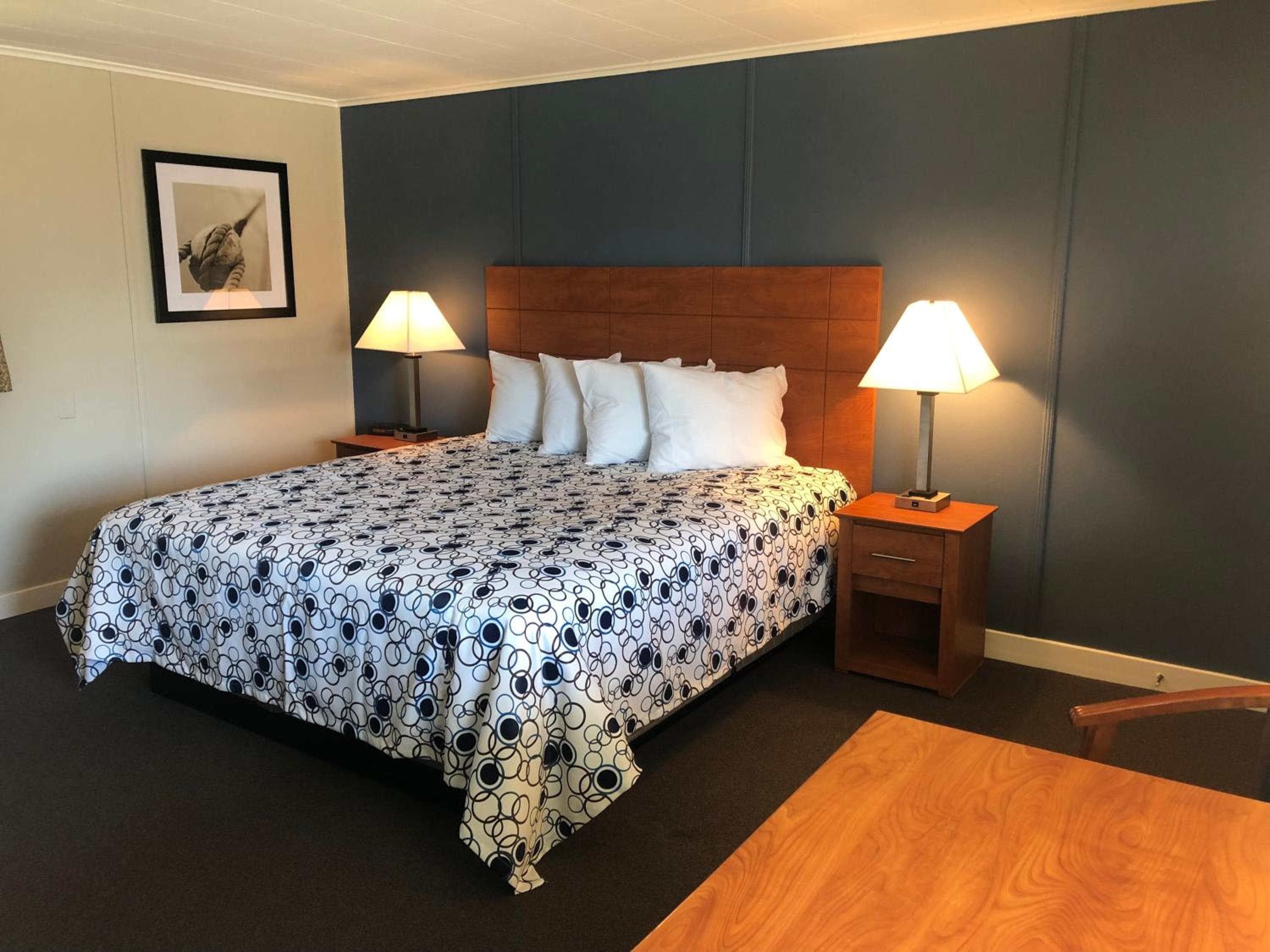 Edenbrook Motel