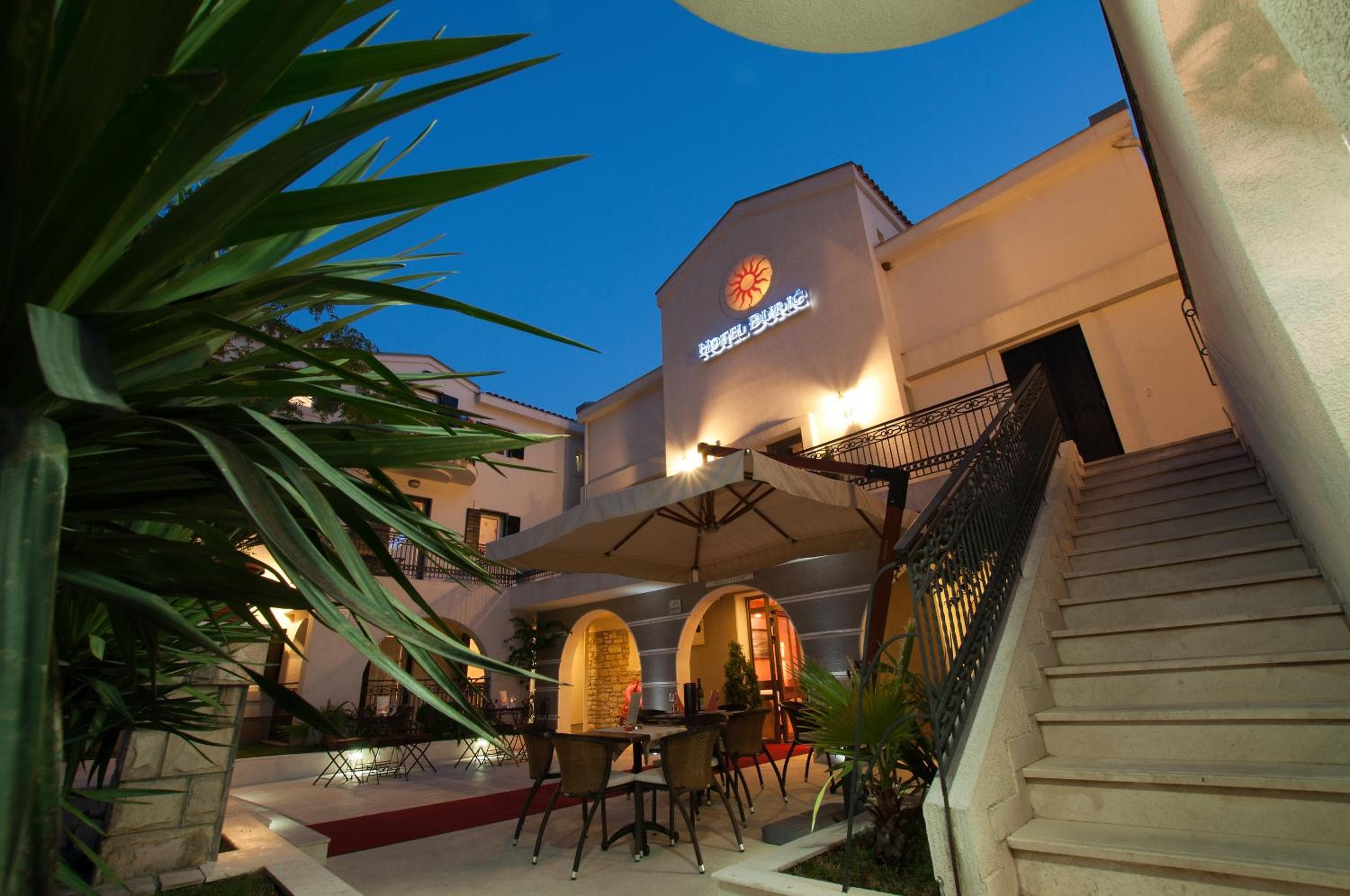 Vila Đurić - Ex Hotel Đurić