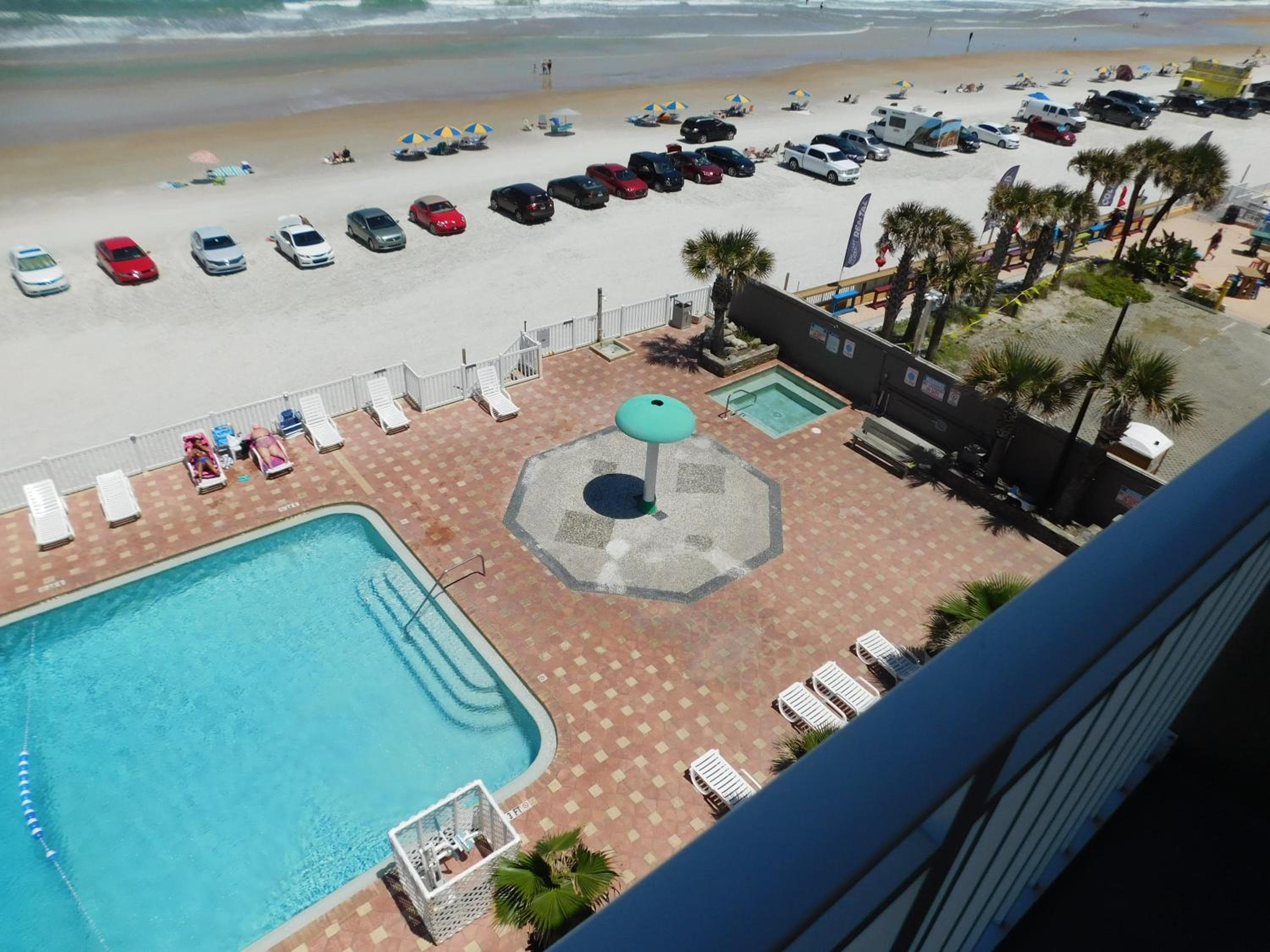 Boardwalk Inn and Suites