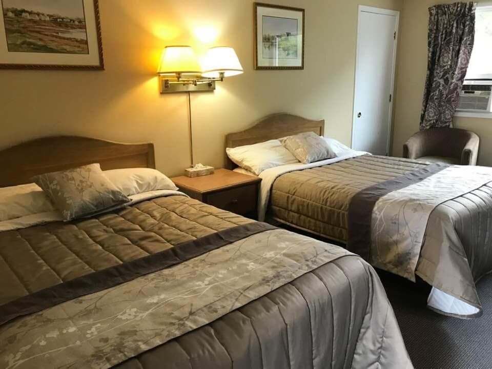 Coastal Inn - Kingfisher
