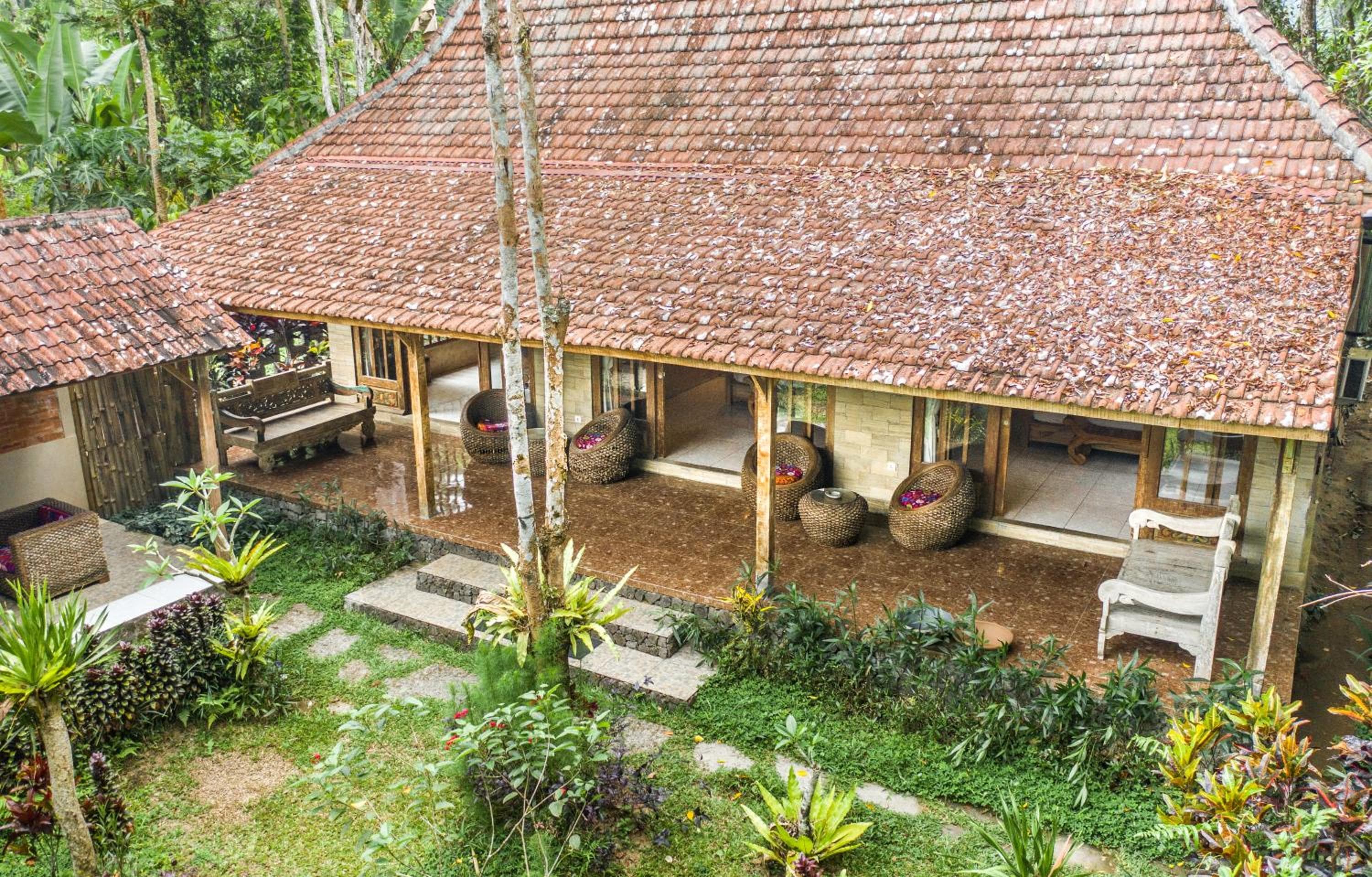 Senetan Villas and Spa Resort