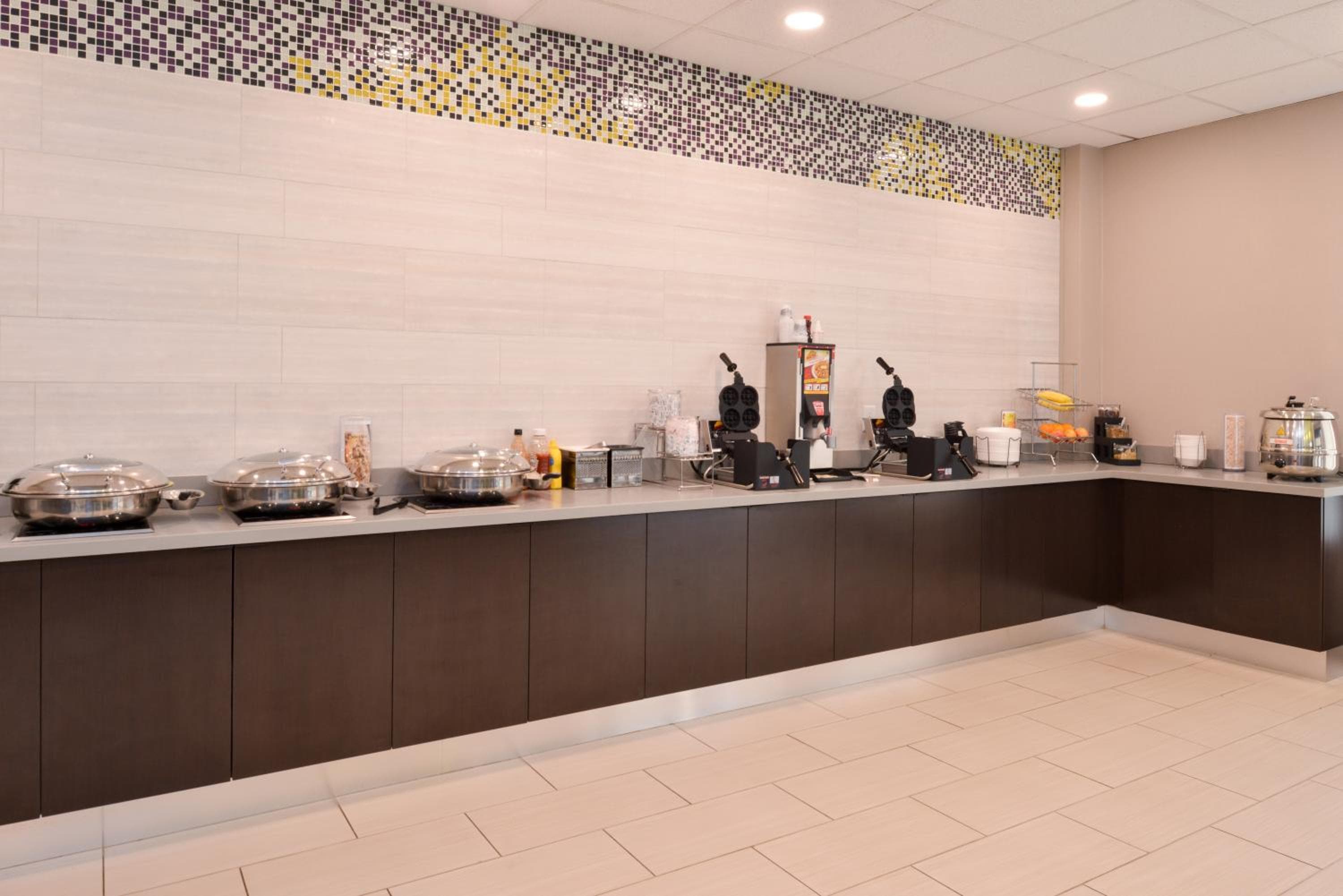 La Quinta by Wyndham Indianapolis South