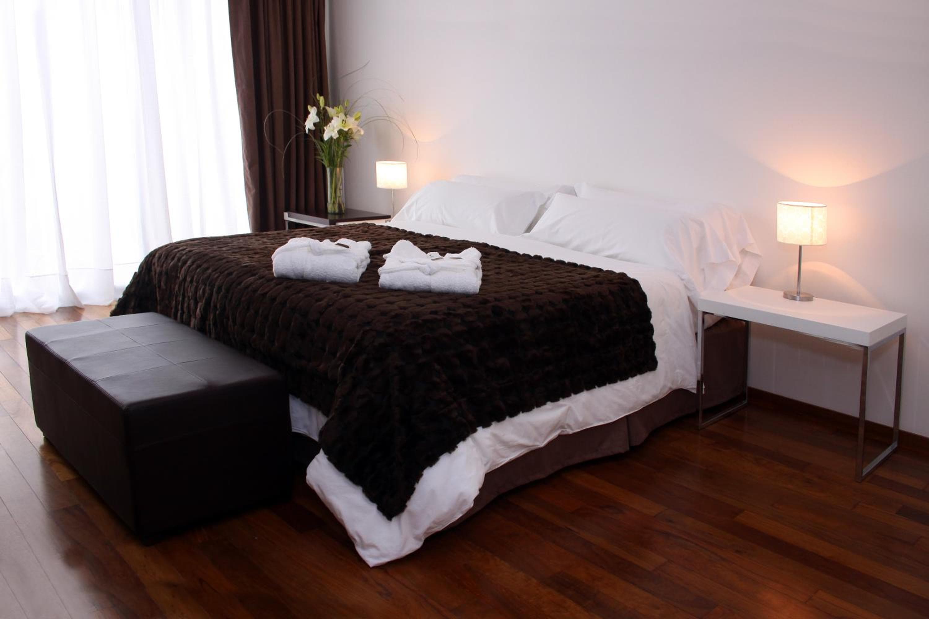 San Isidro Plaza Hotel