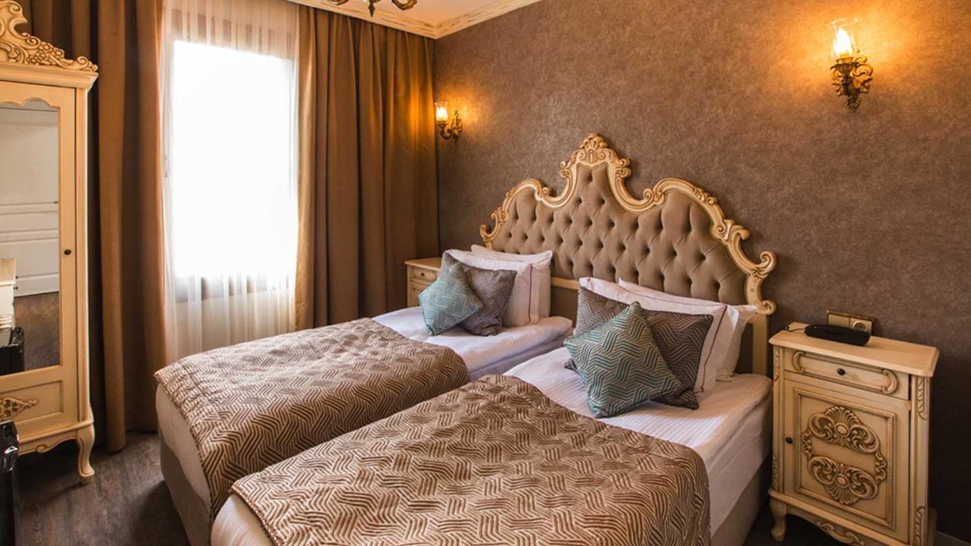 Navoris Hotel