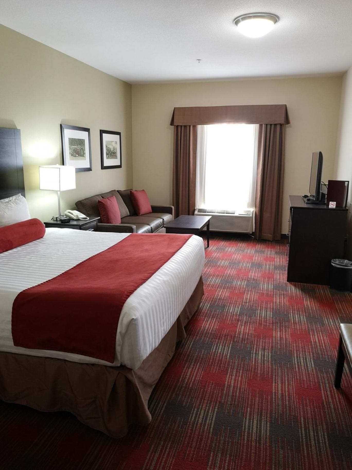 Best Western Plus Red Deer Inn & Suite