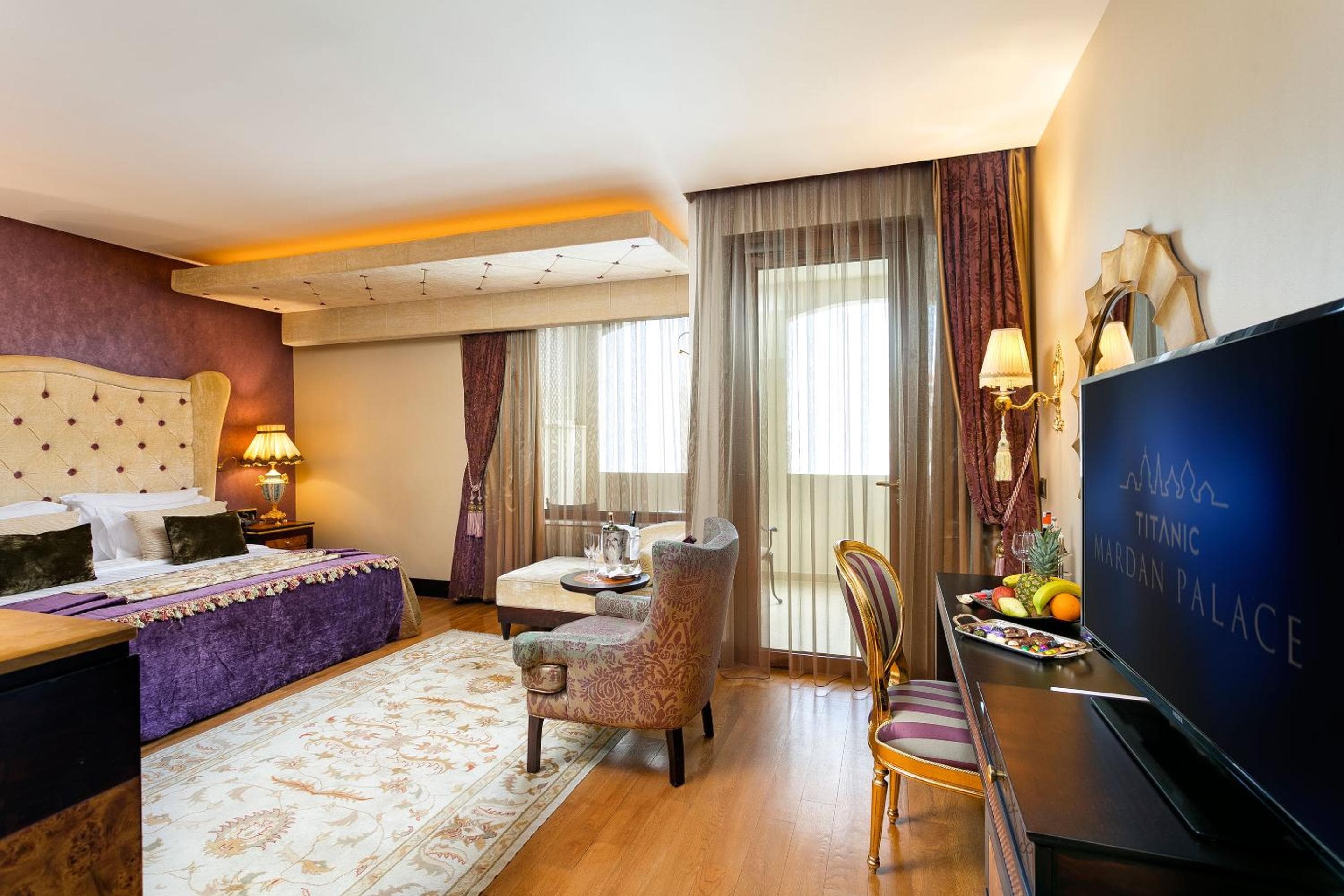 Mardan Palace