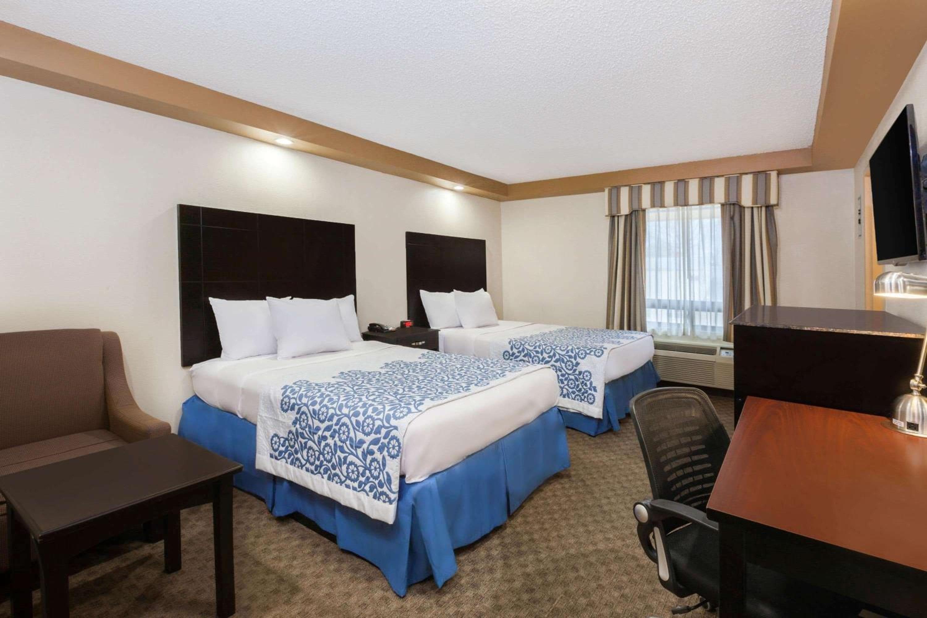 Econo Lodge Woodbridge
