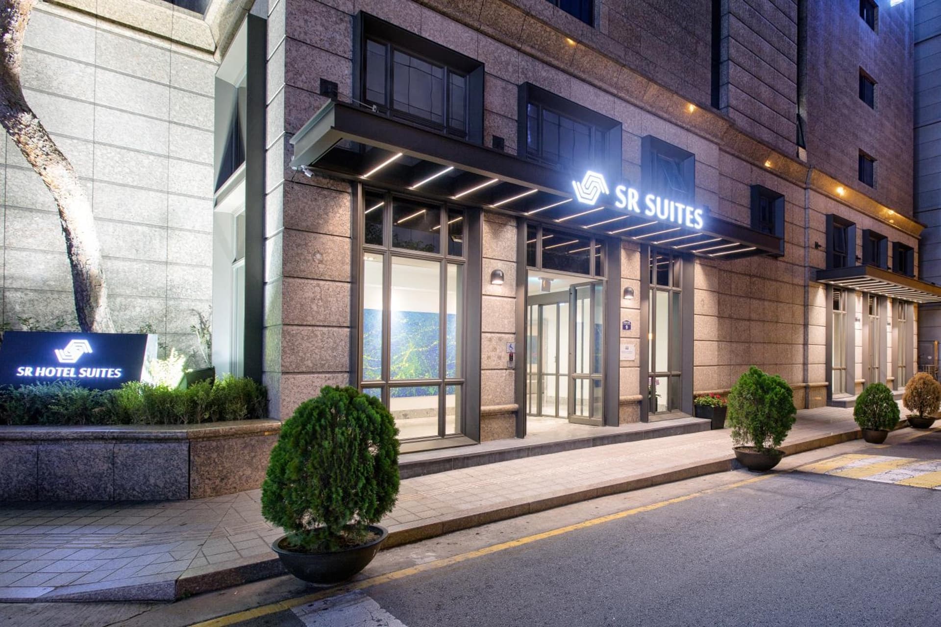 SR Suites Pangyo