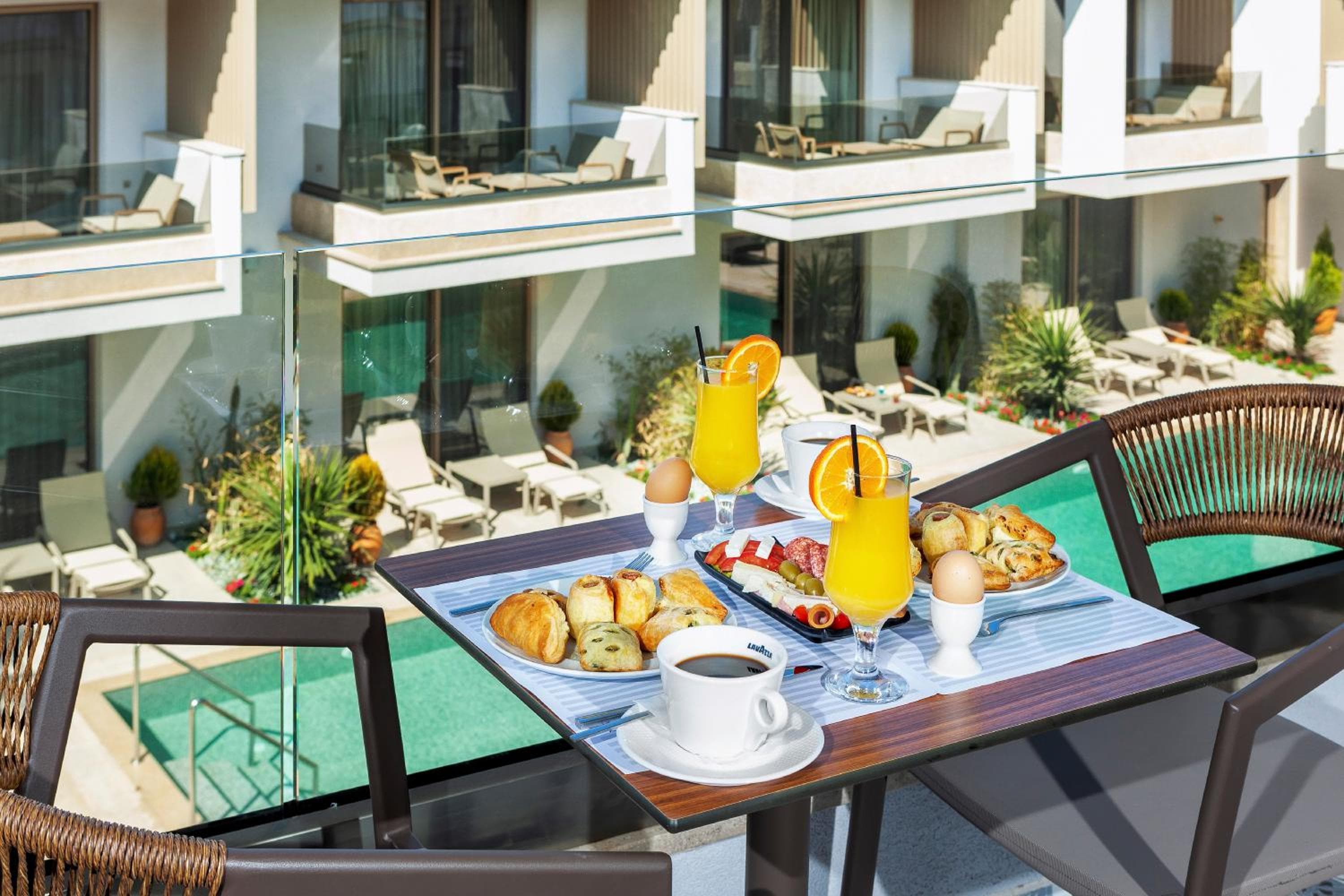Pefki Deluxe Residences - Adults Only 16plus