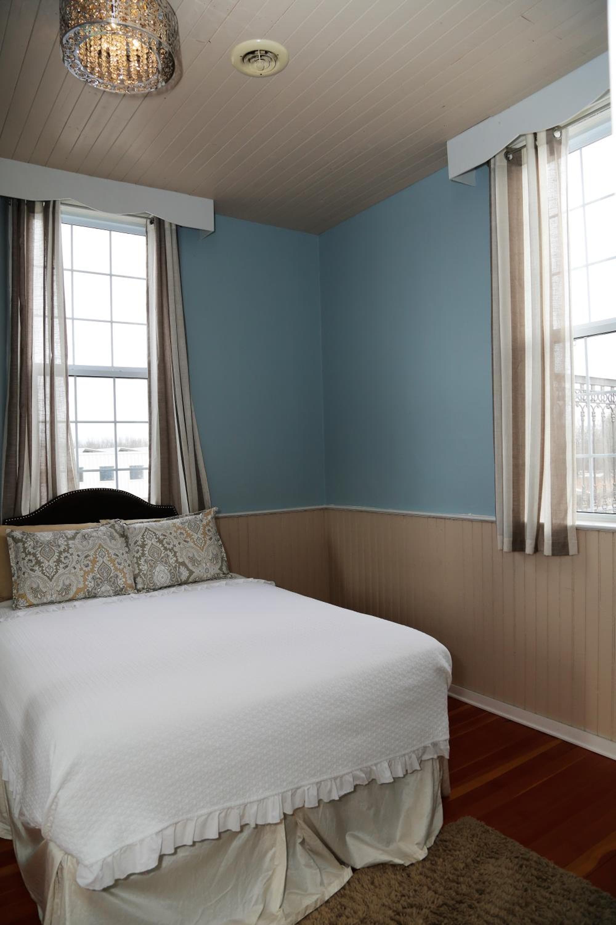 The Bloomfield Inn