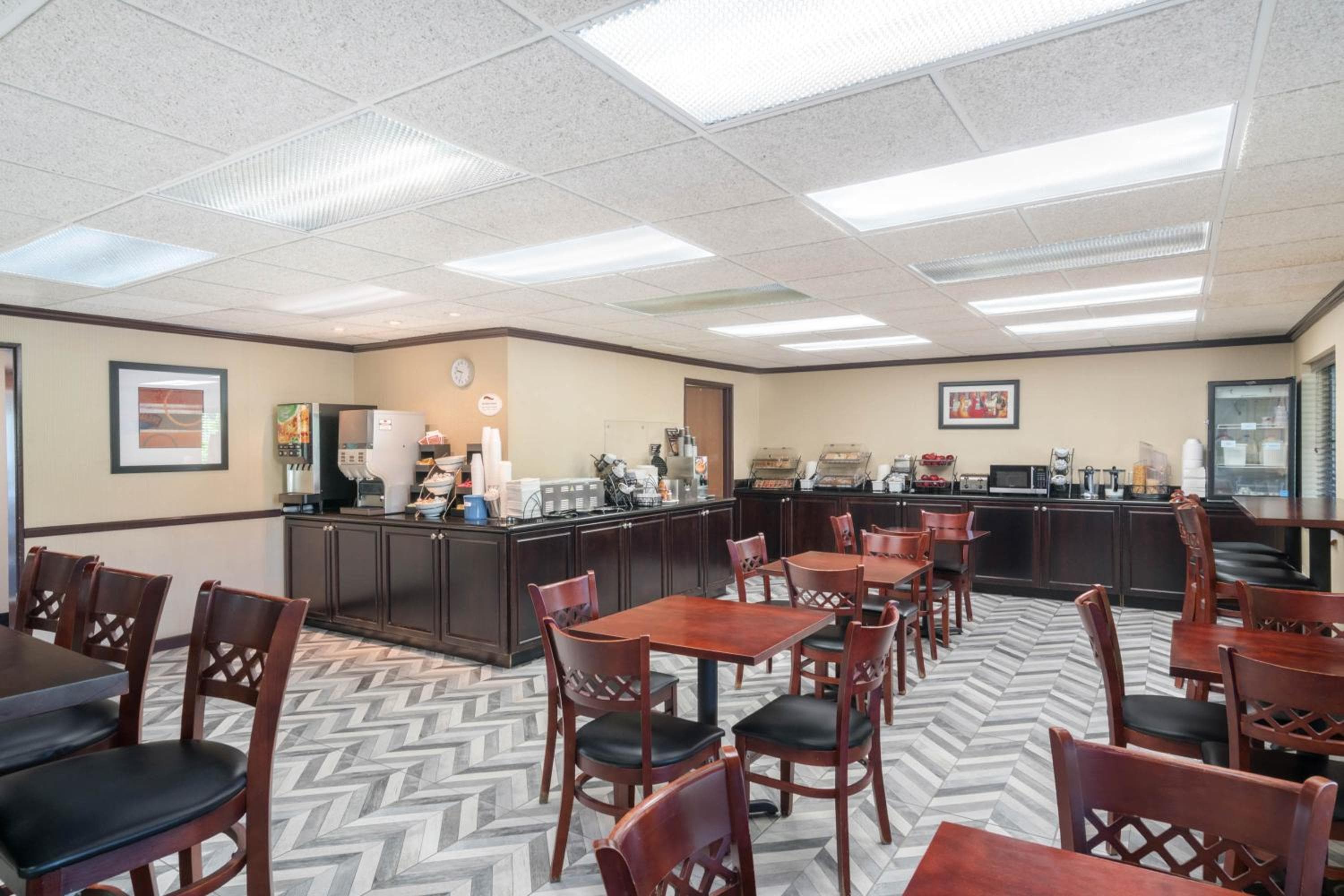 Comfort Inn & Suites Brentwood - Nashville