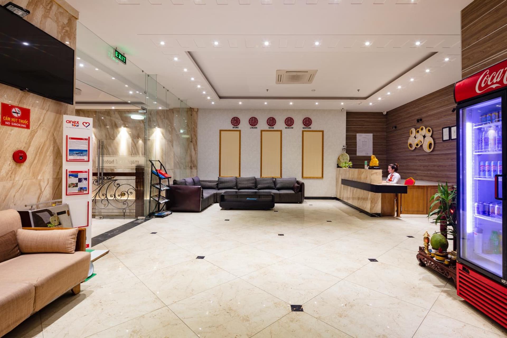 Maple Leaf Hotel & Apartment