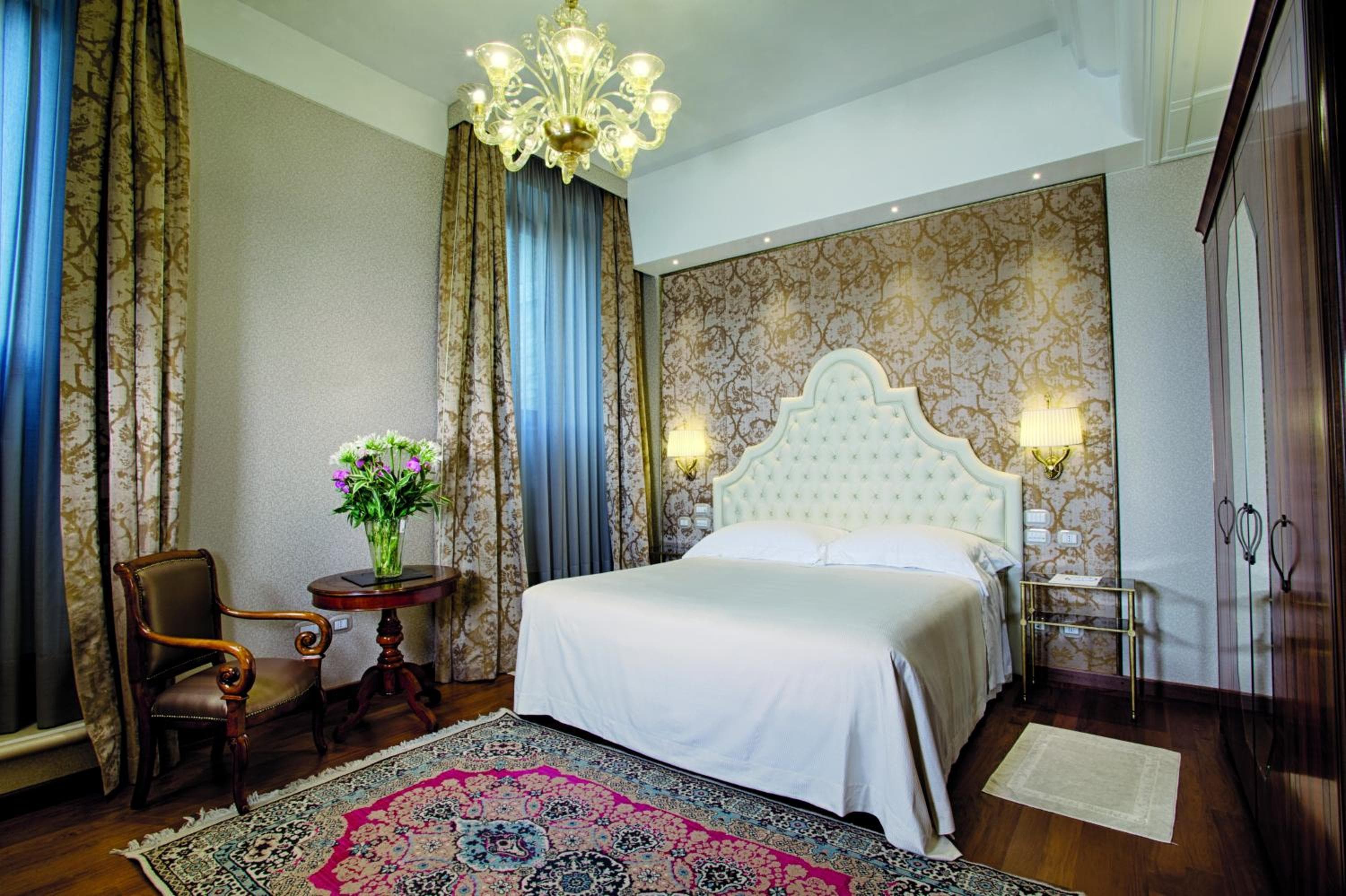Hotel Santa Chiara