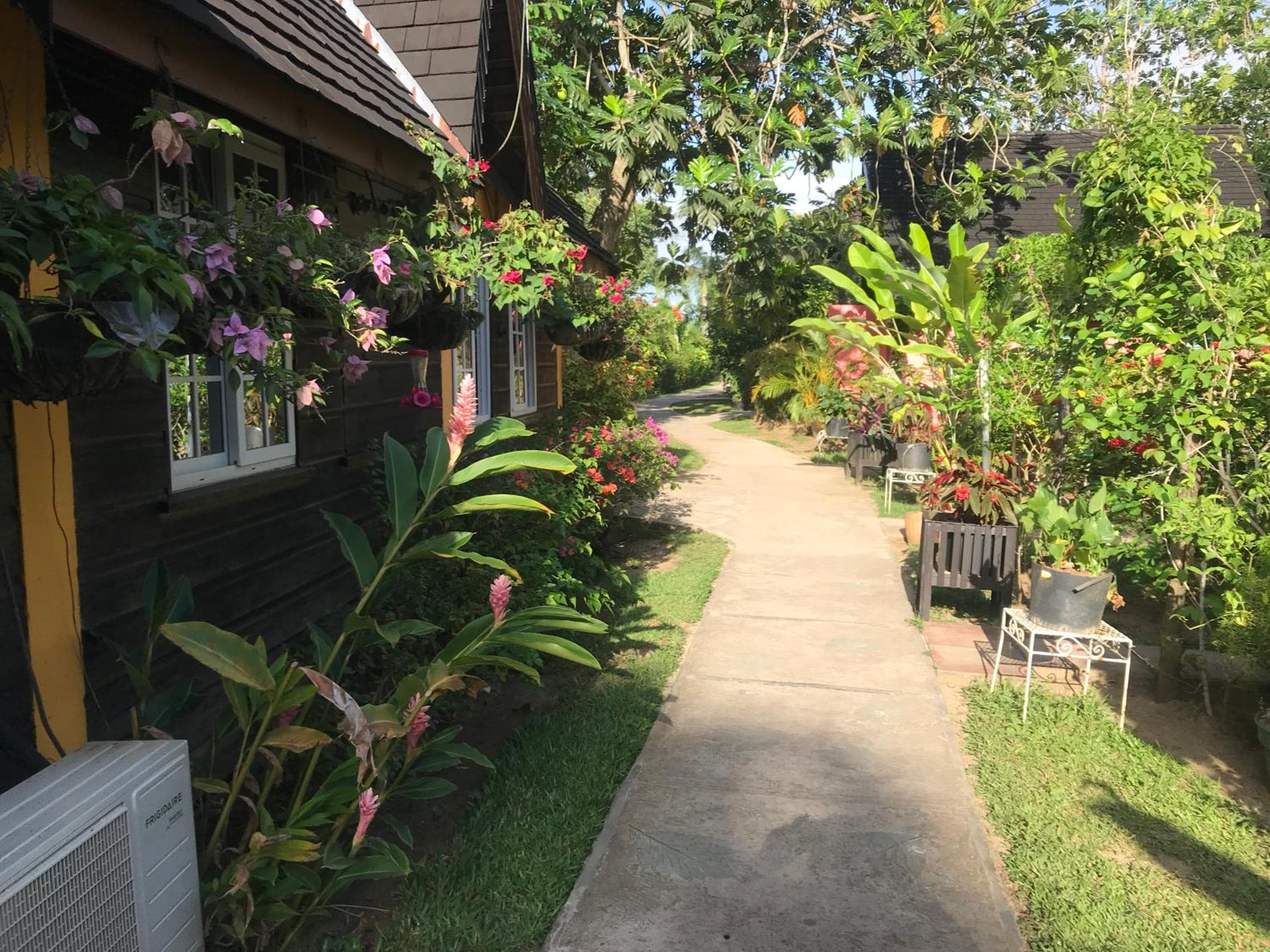 Firefly Beach Cottages