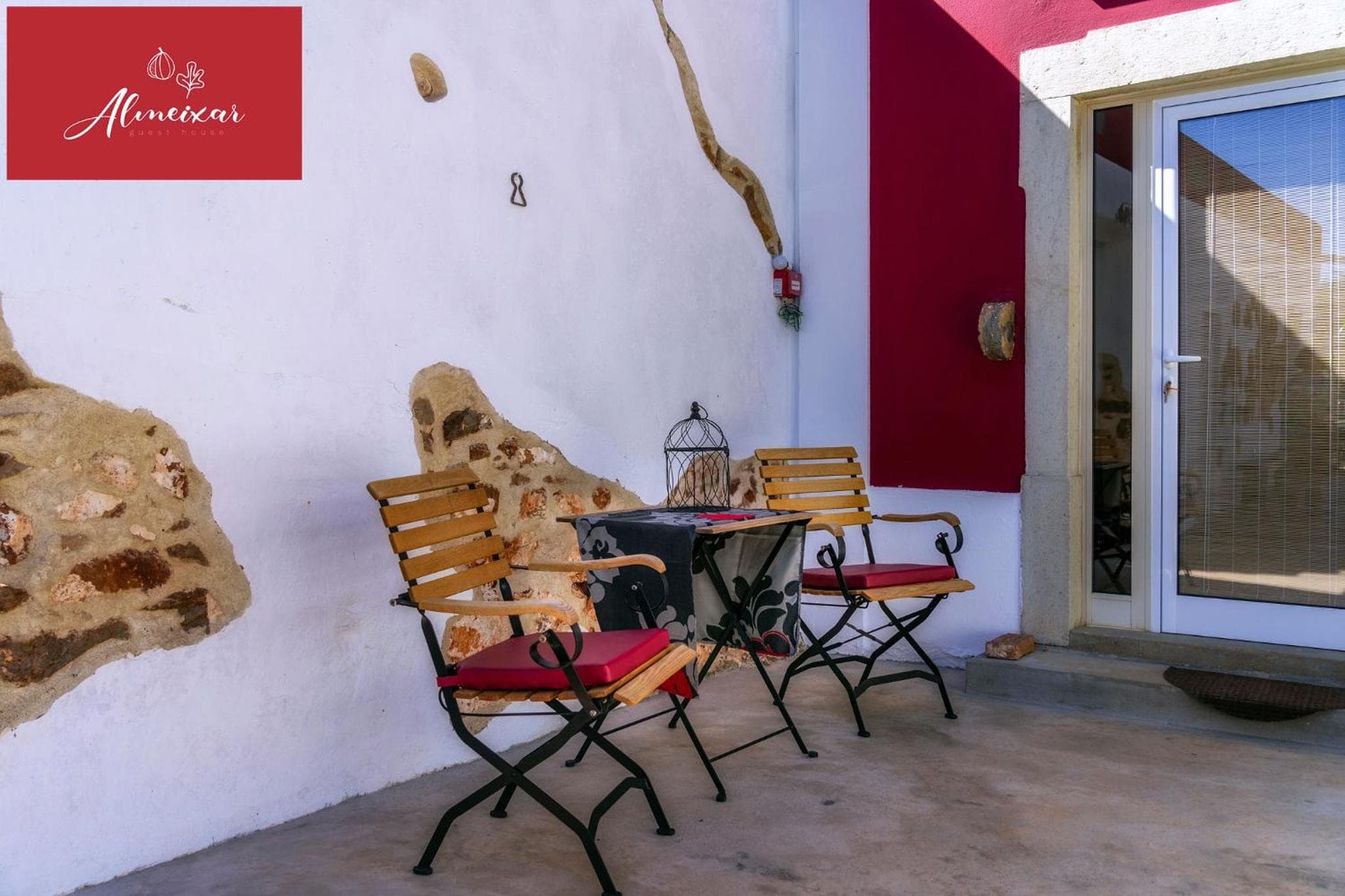 Guest House Almeixar