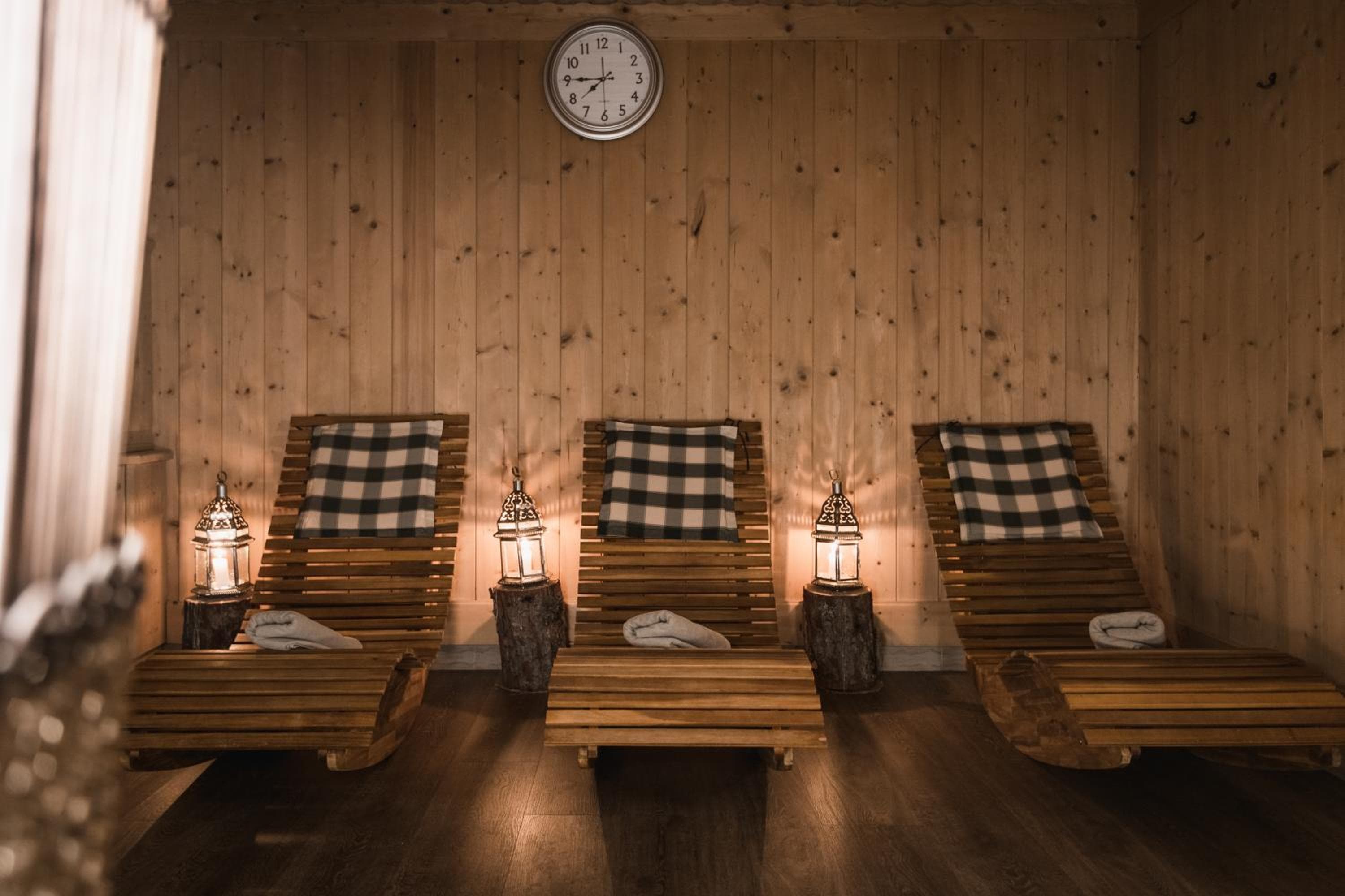 Laguscei Dolomites Mountain Hotel