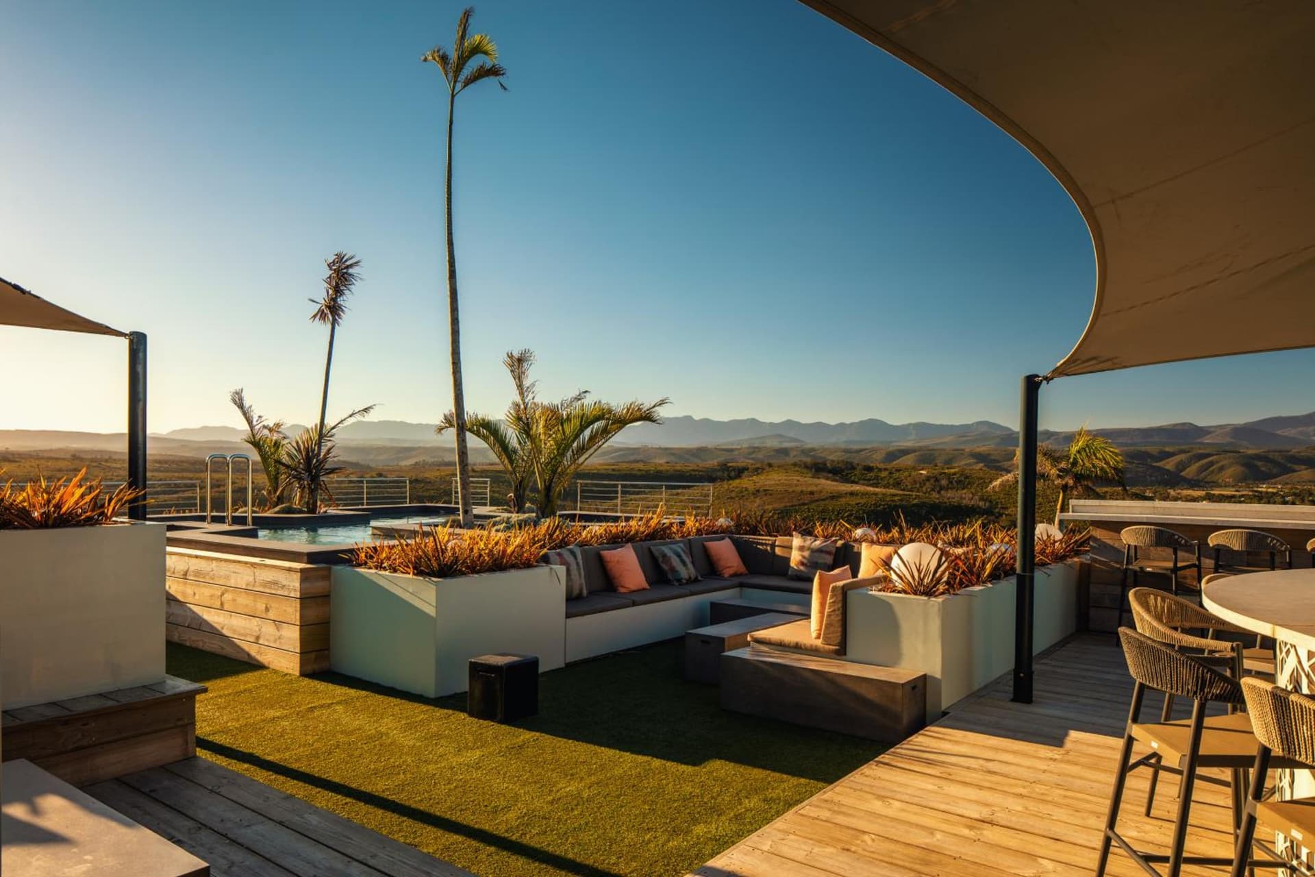 Sky Villa Boutique Hotel