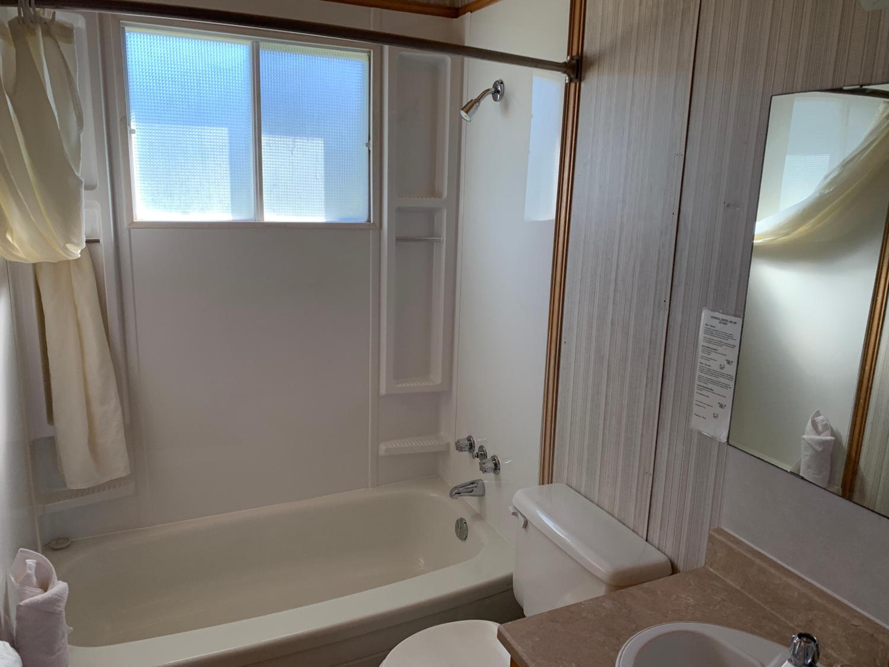 Cavendish Country Inn & Cottages
