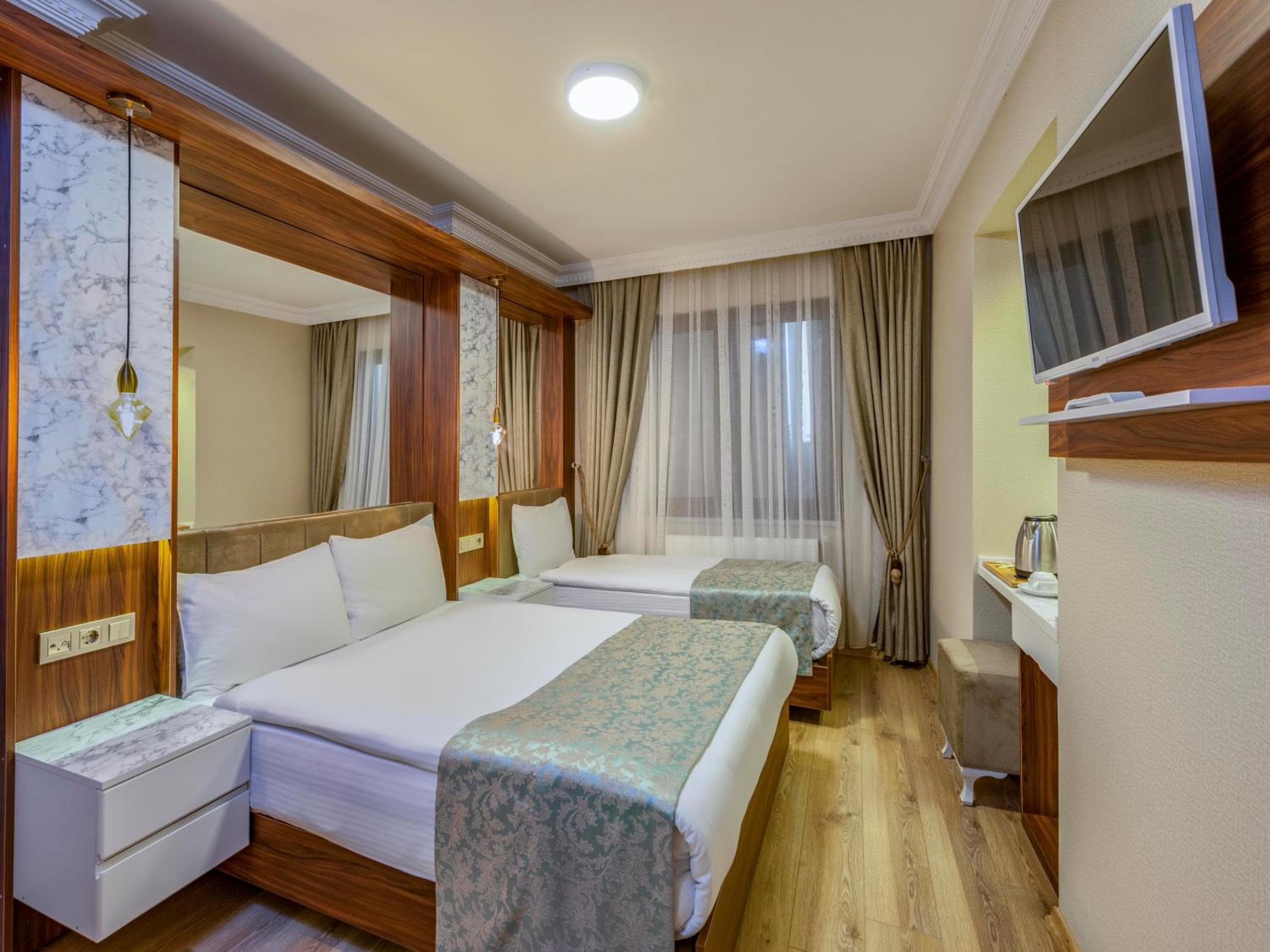 Kupeli Hotel