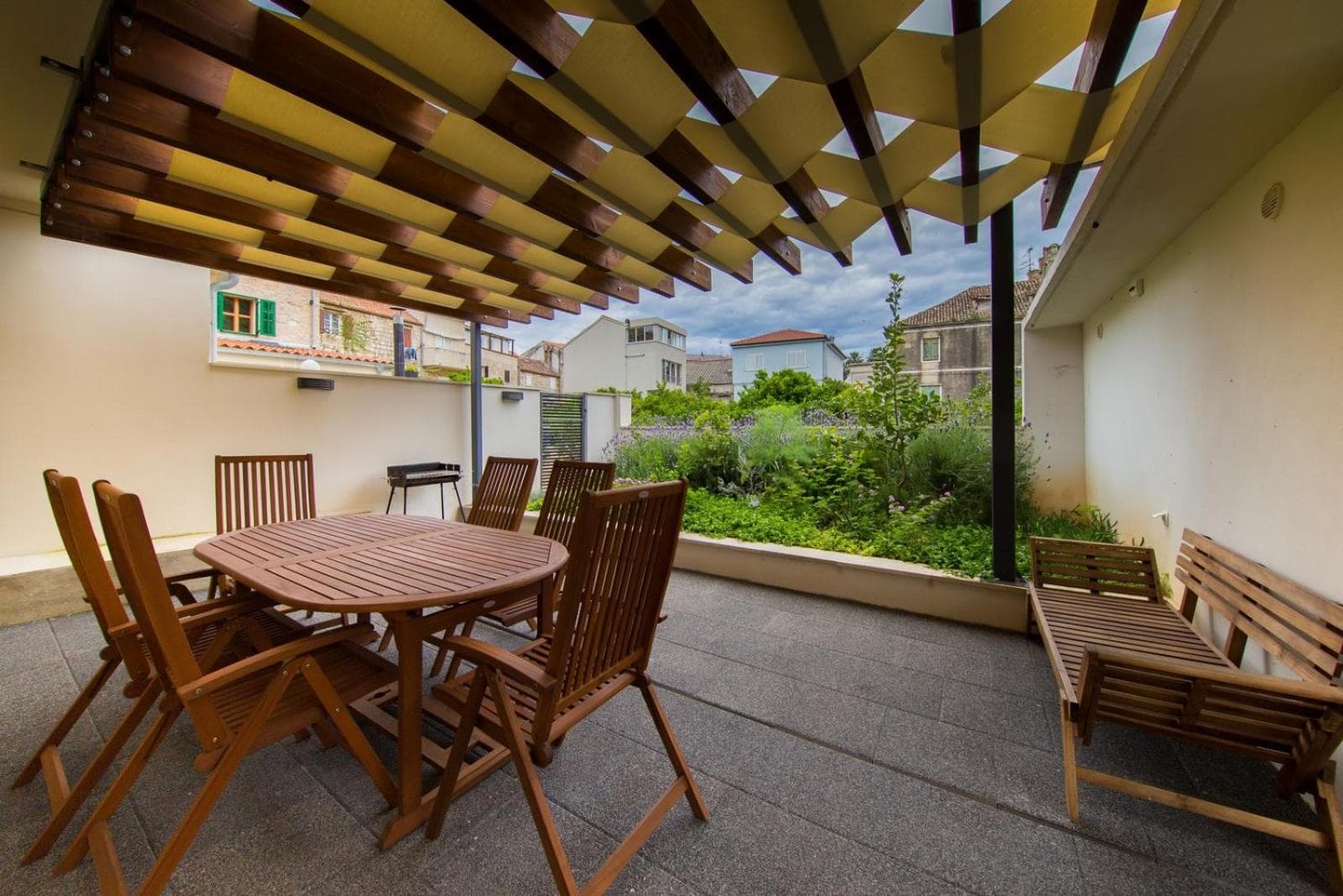 Bella Vista Suites