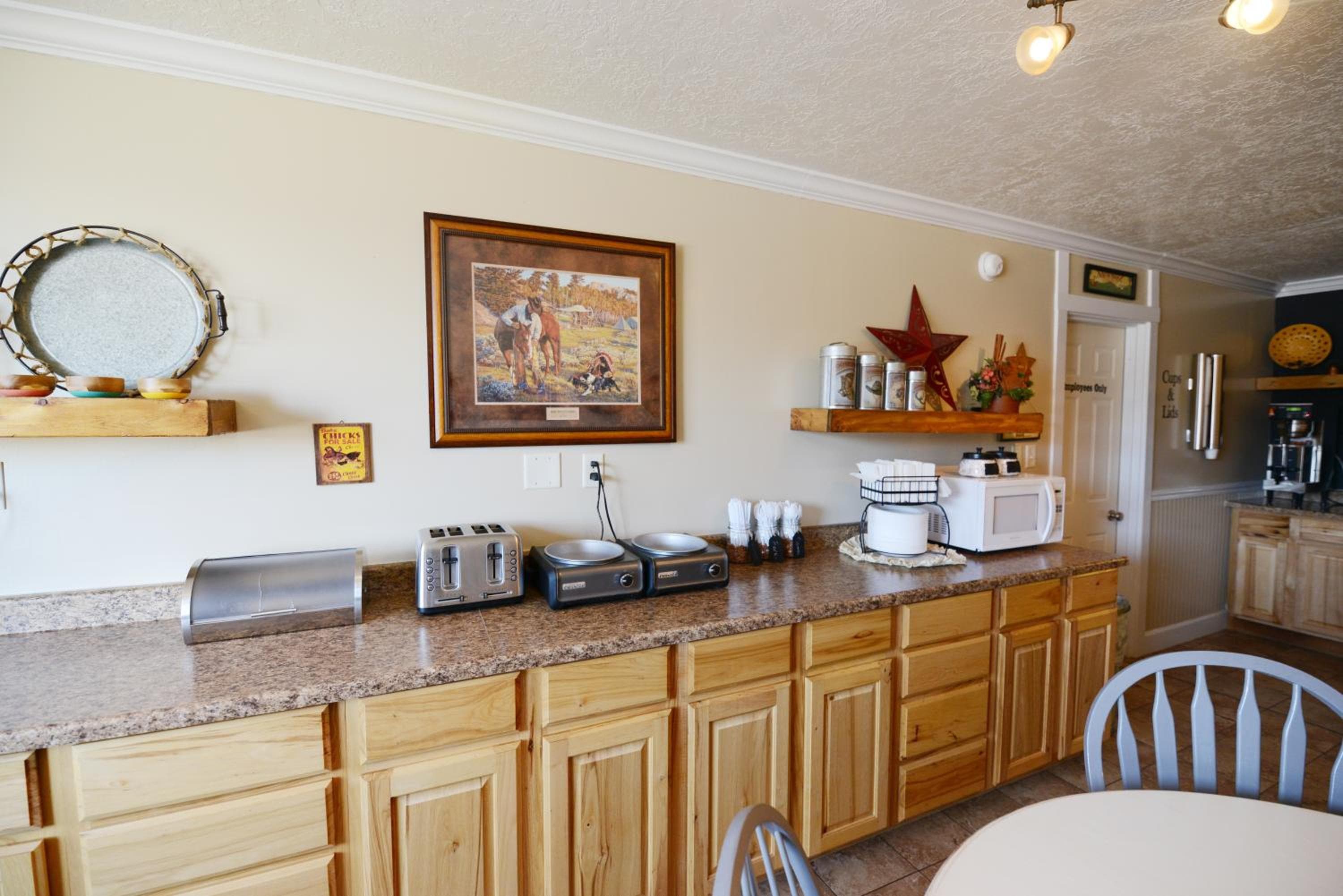 Western Inn - Tremonton, Utah