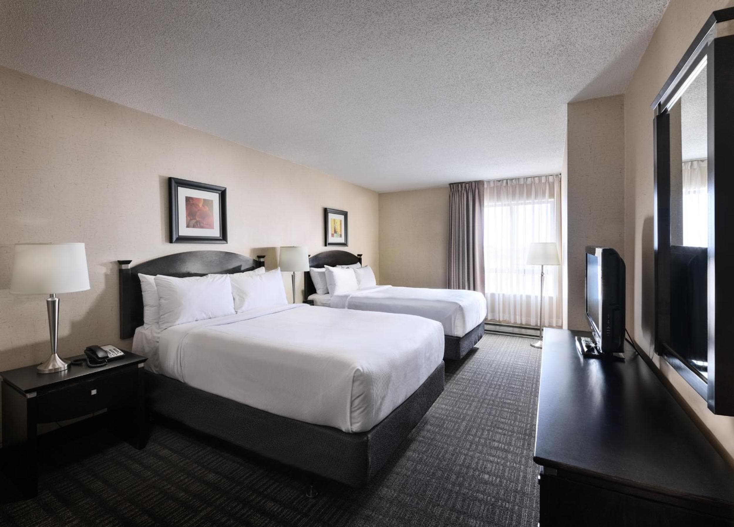 Les Suites Hotel Ottawa