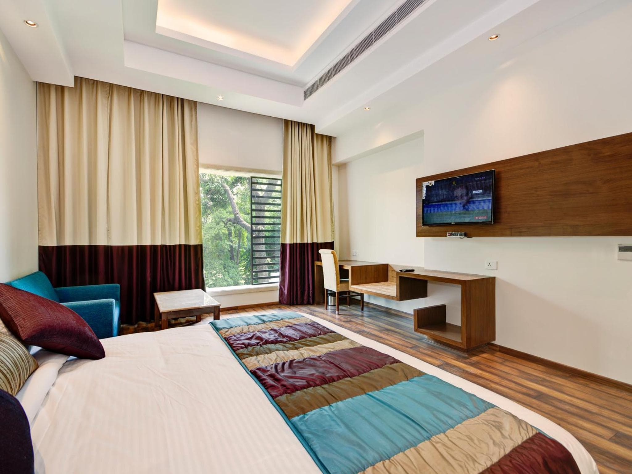 Hotel LaSagrita,Sunder Nagar
