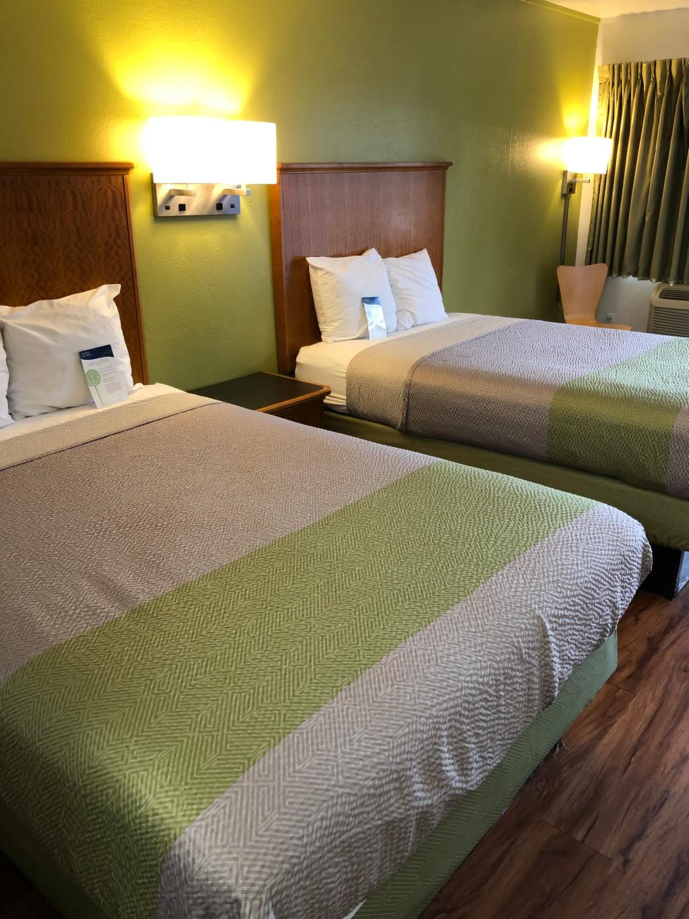 Motel 6-Parkersburg, WV