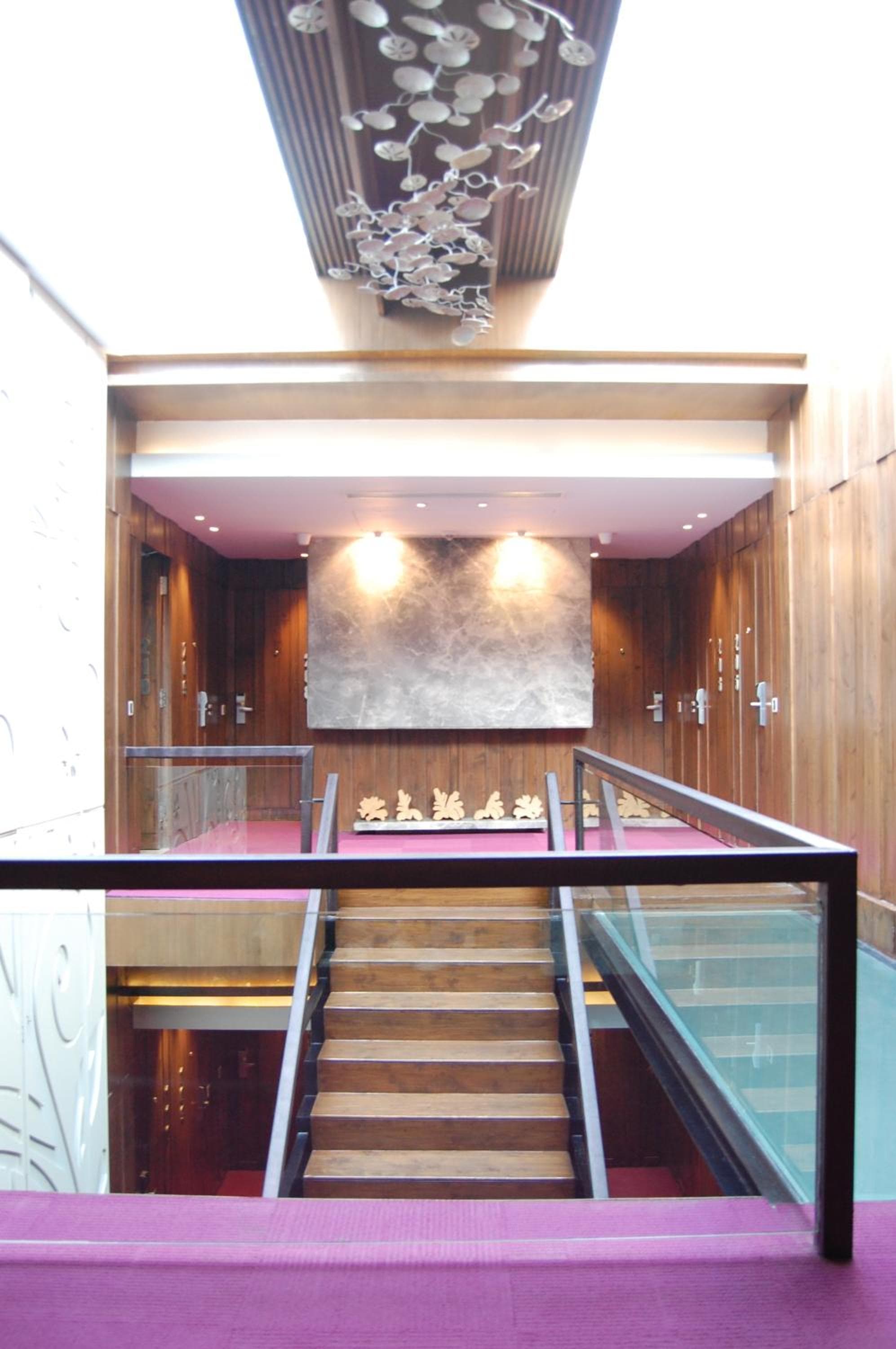 Maya Hotel