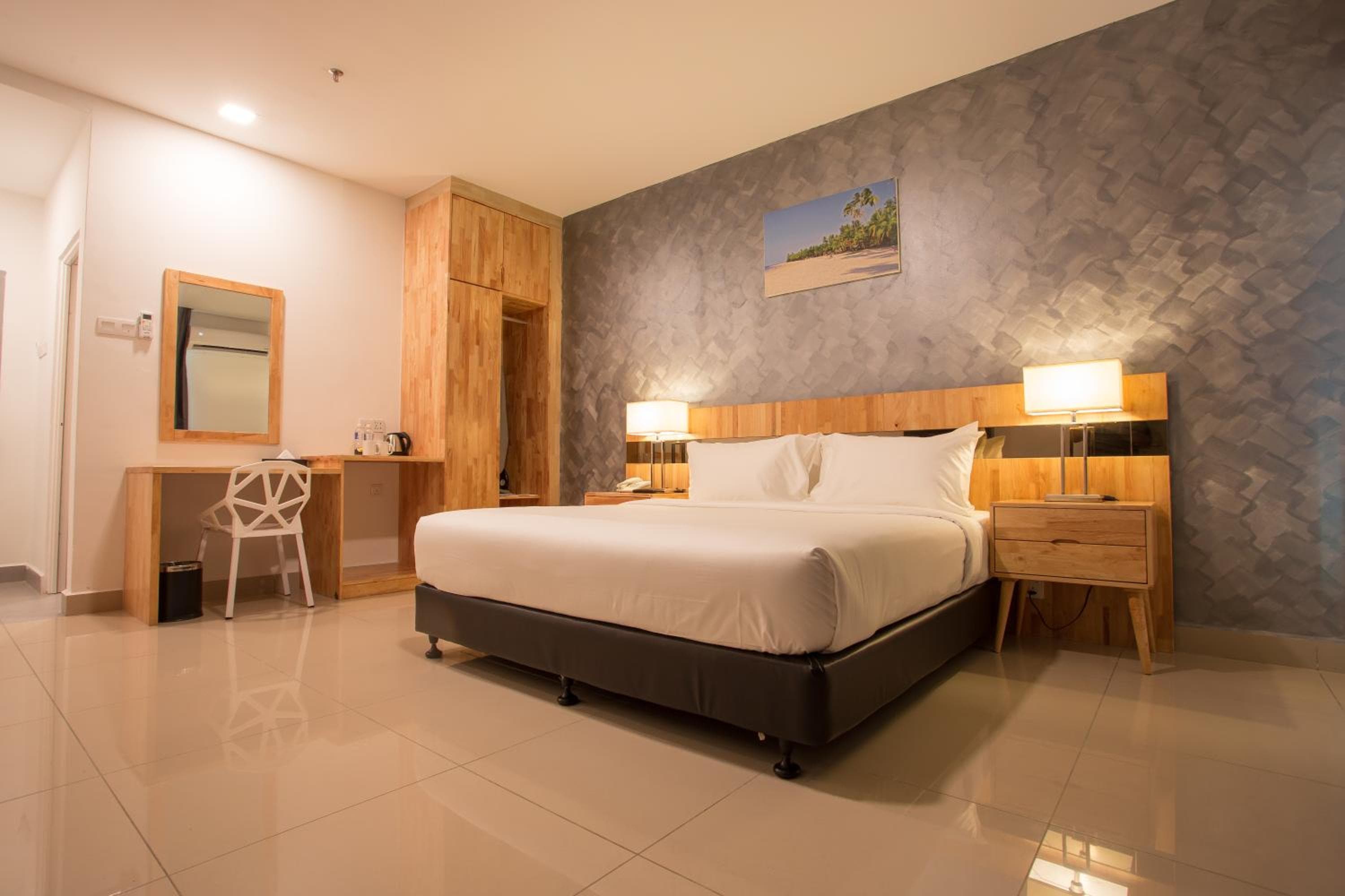 Hotel Adya Express Chenang