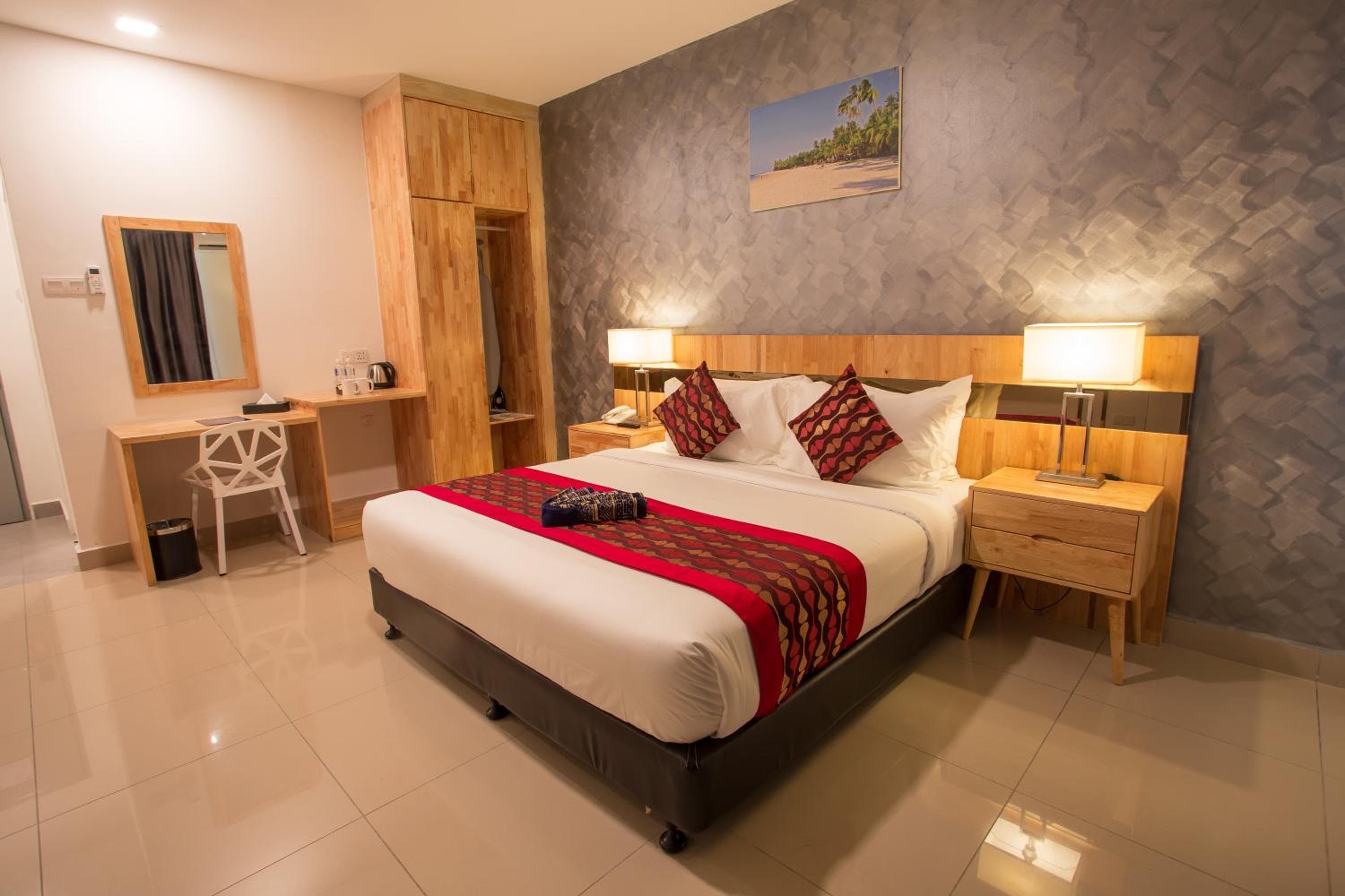 Hotel Adya Express Chenang