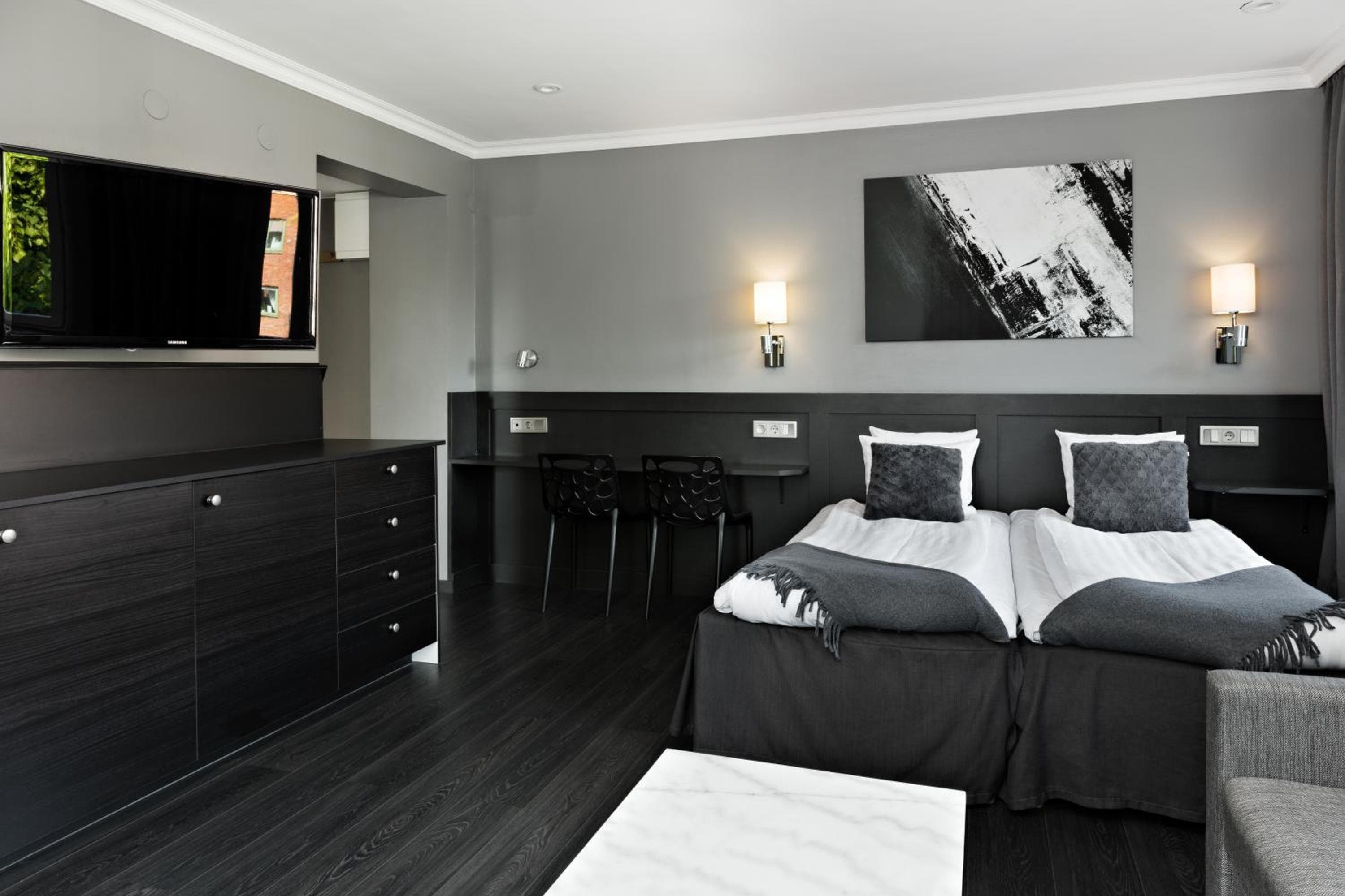 hotel room