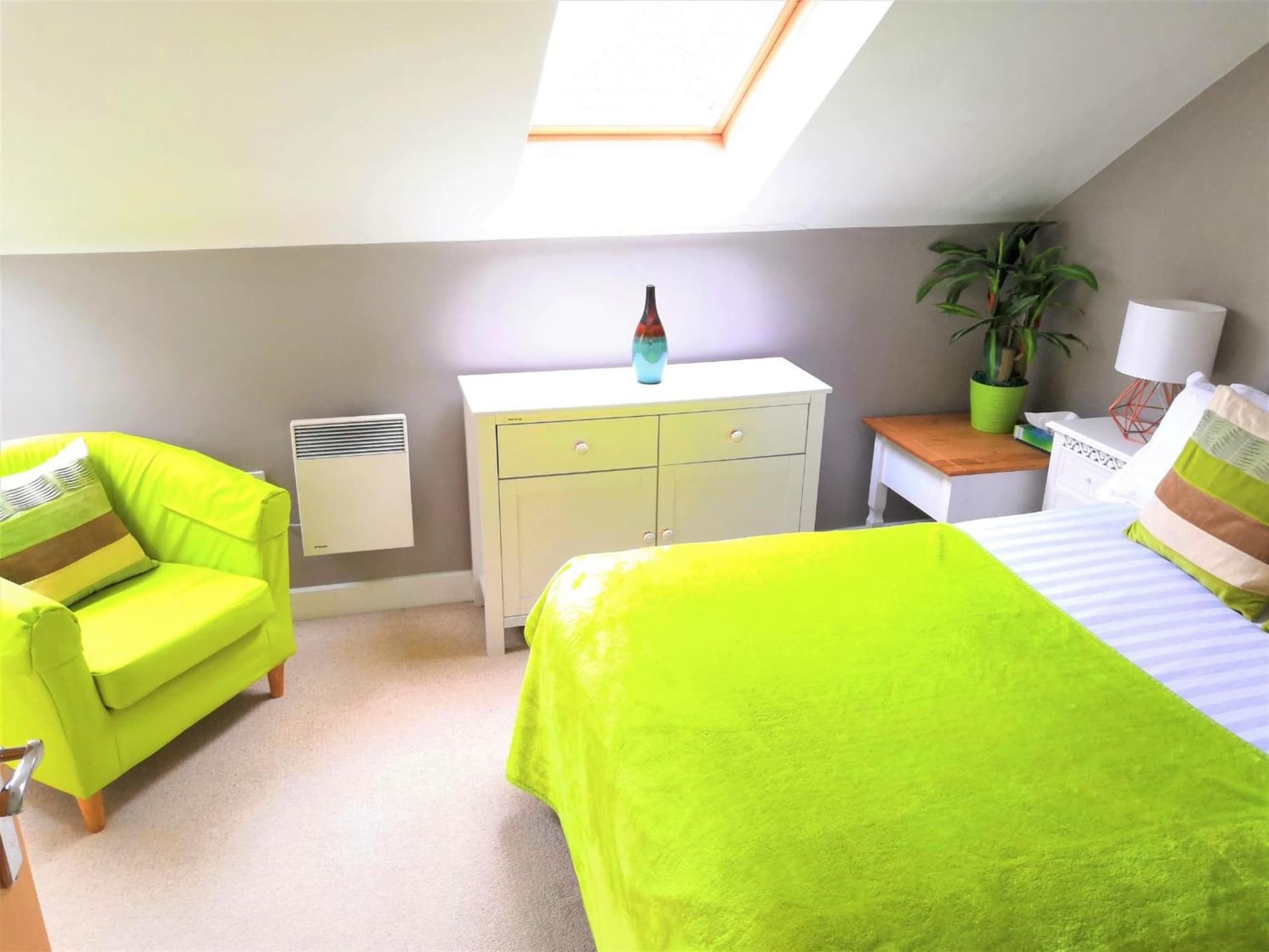 Bard's Nest, Crucible Apartment, FREE private parking, 3 mins walk to Birthplace