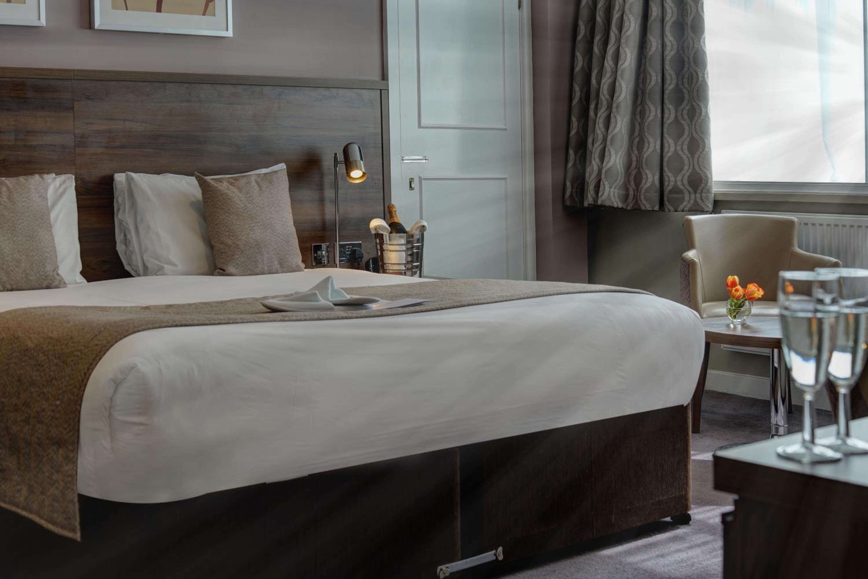 Best Western Ship Hotel