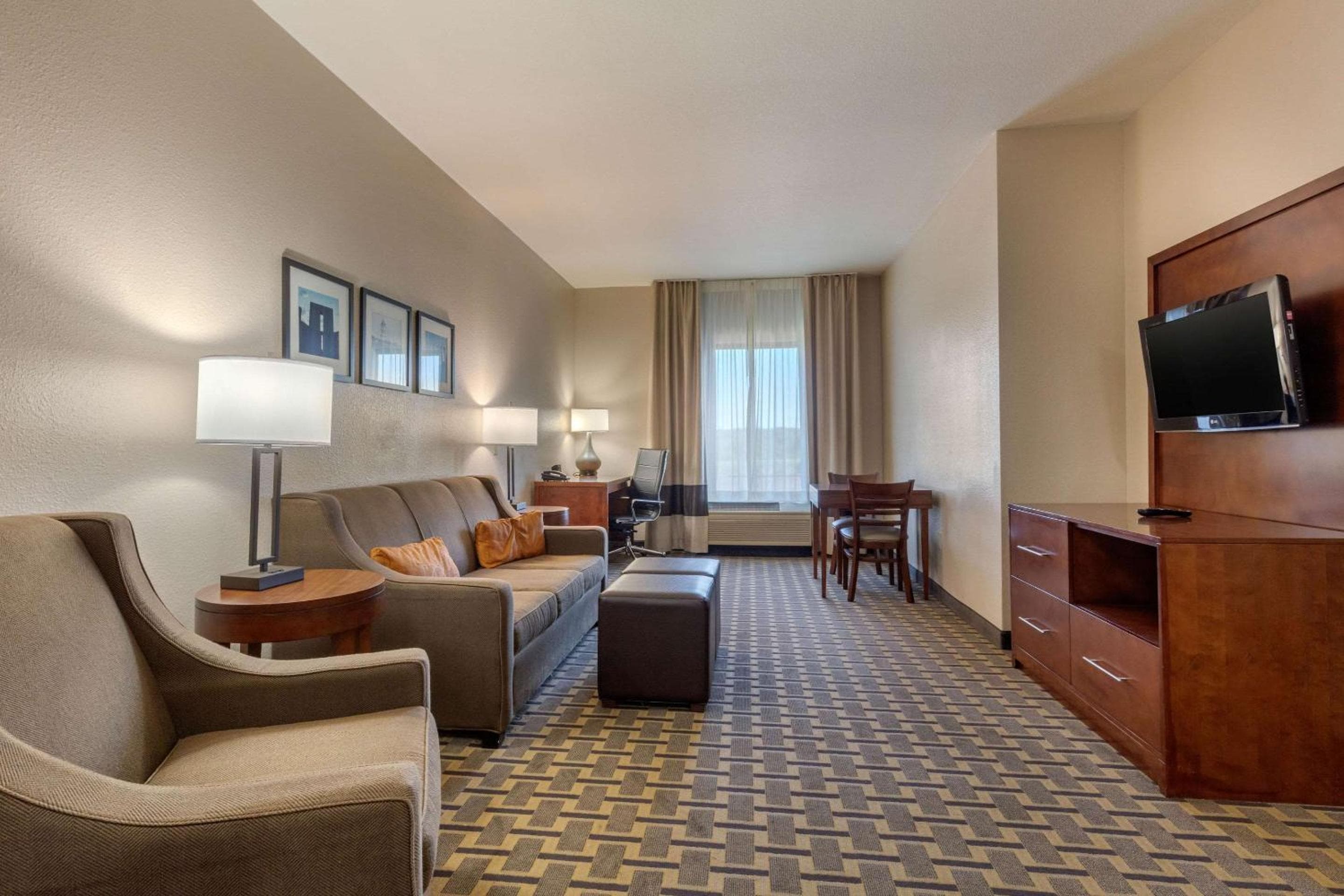 Comfort Suites Rolla