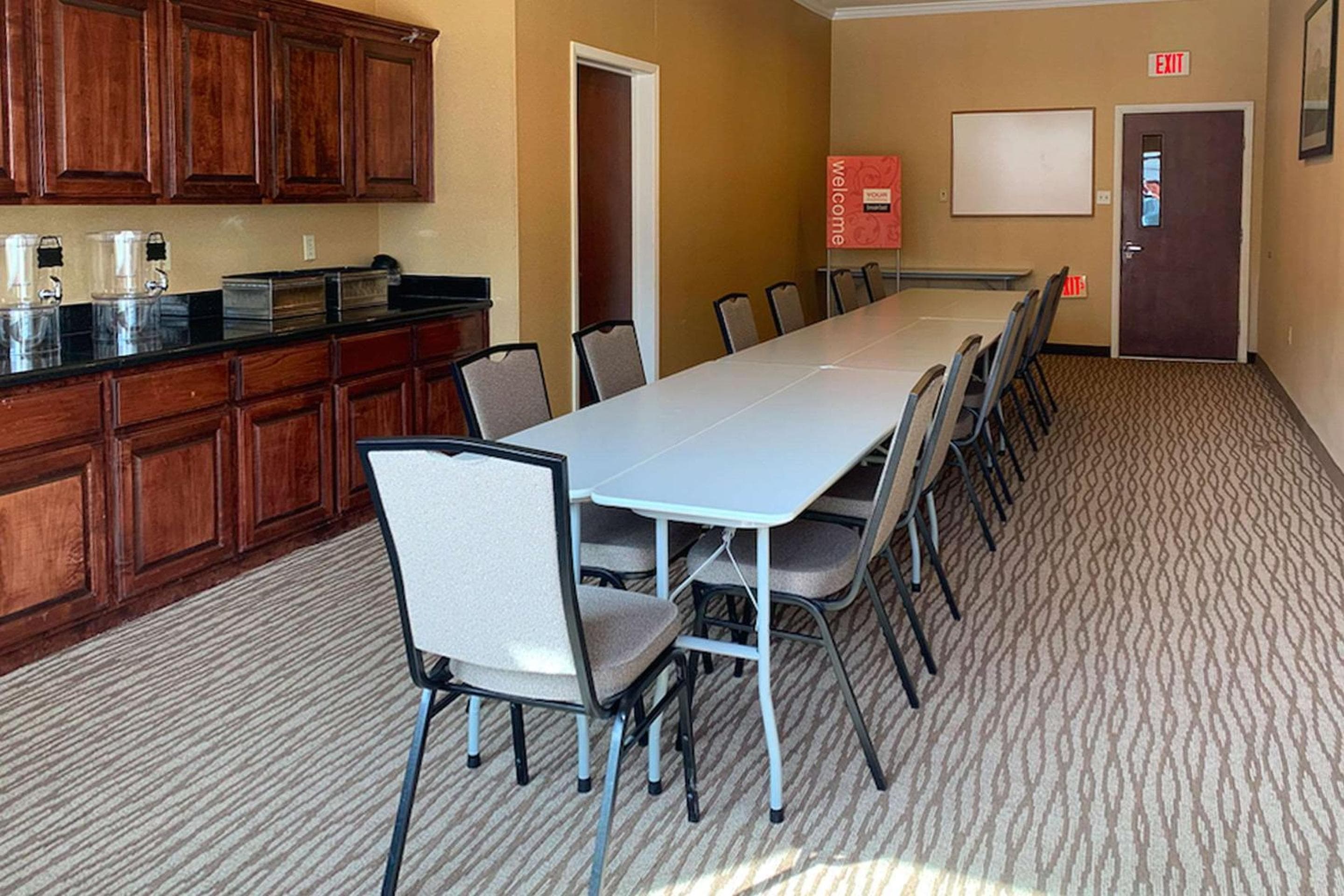 Comfort Suites Texas Ave