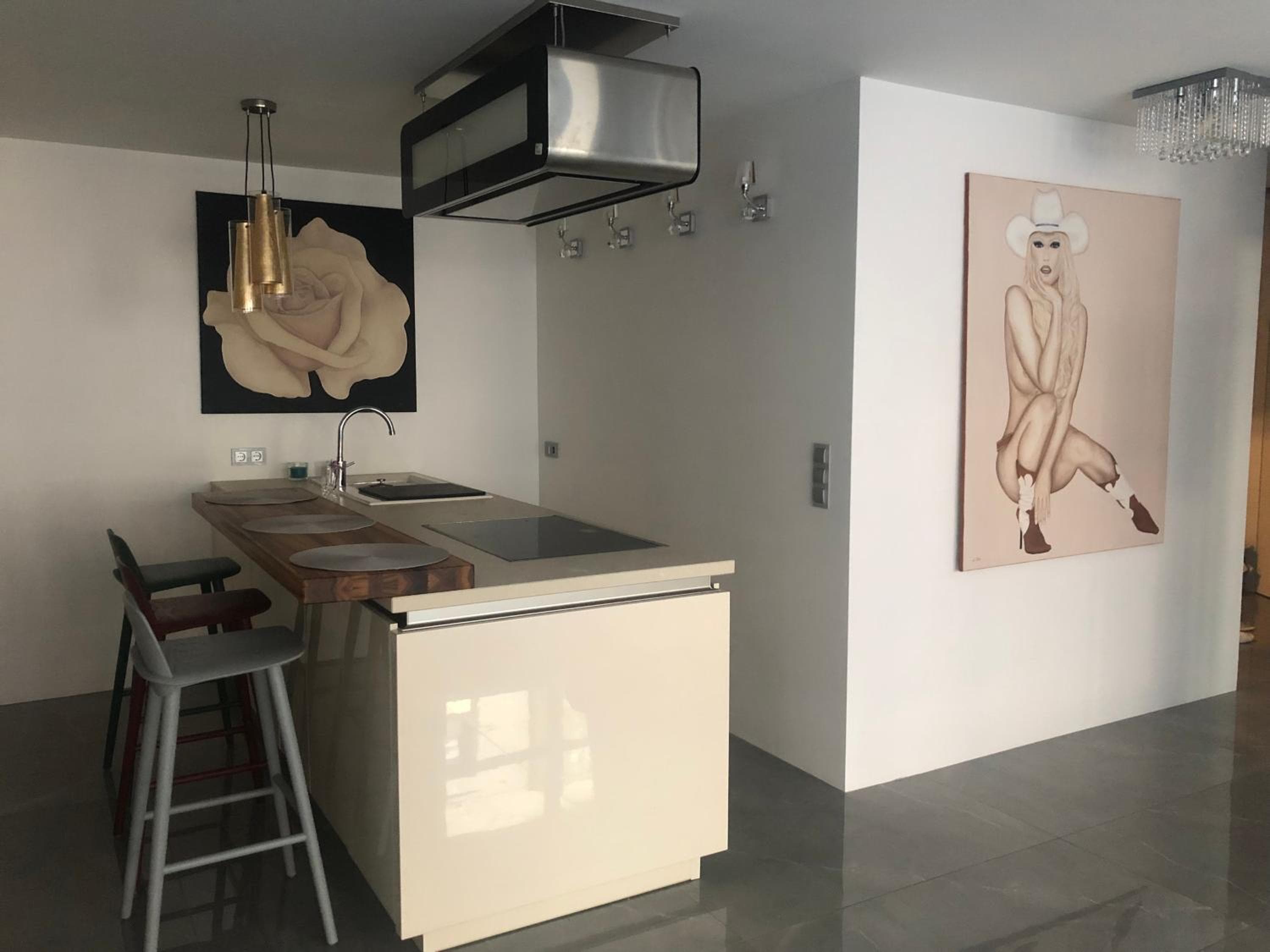 Luxurious 2 Bedroom Apartment Old City