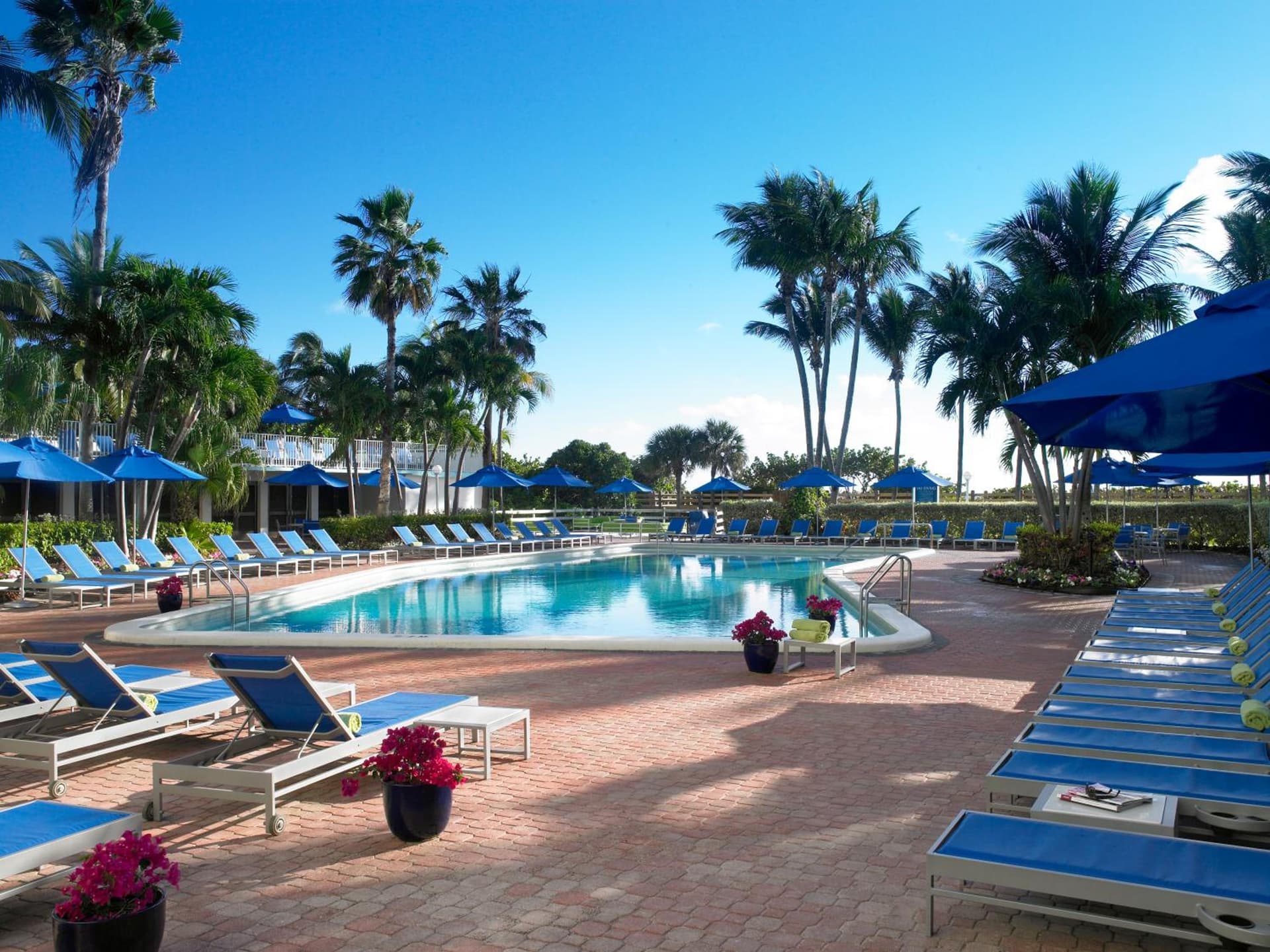 Radisson Resort Miami Beach
