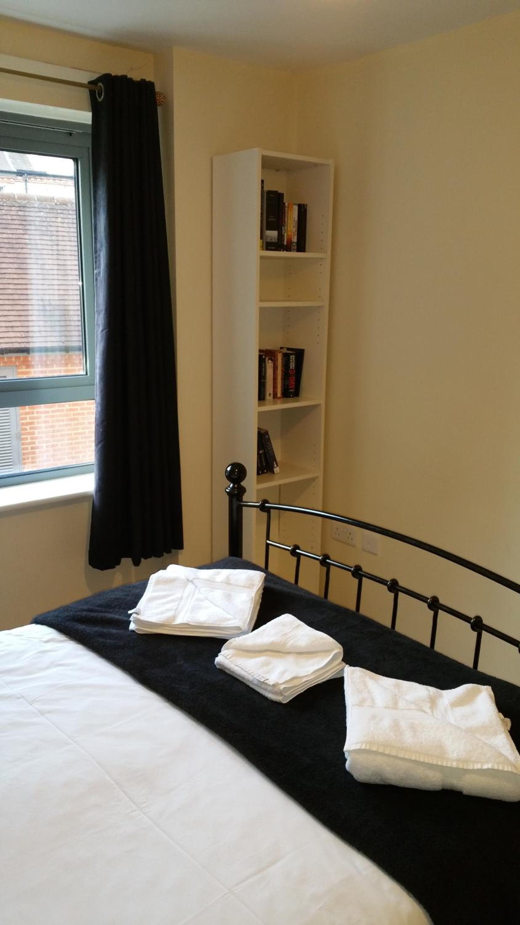 Oxford City Apartment in Jericho Spacious Modern Free Parking, Walk to Bus, Rail and University