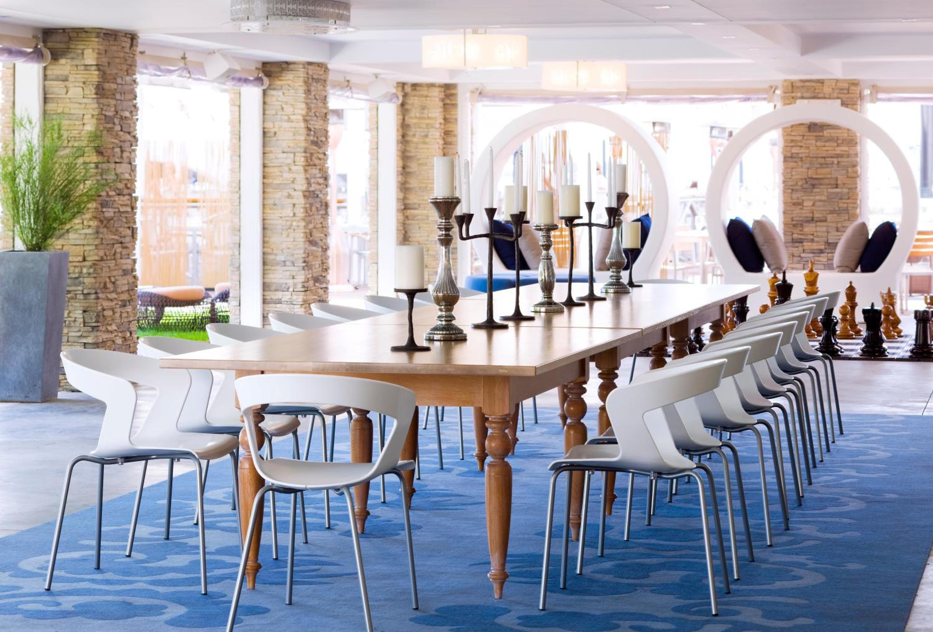 meeting & event spaces