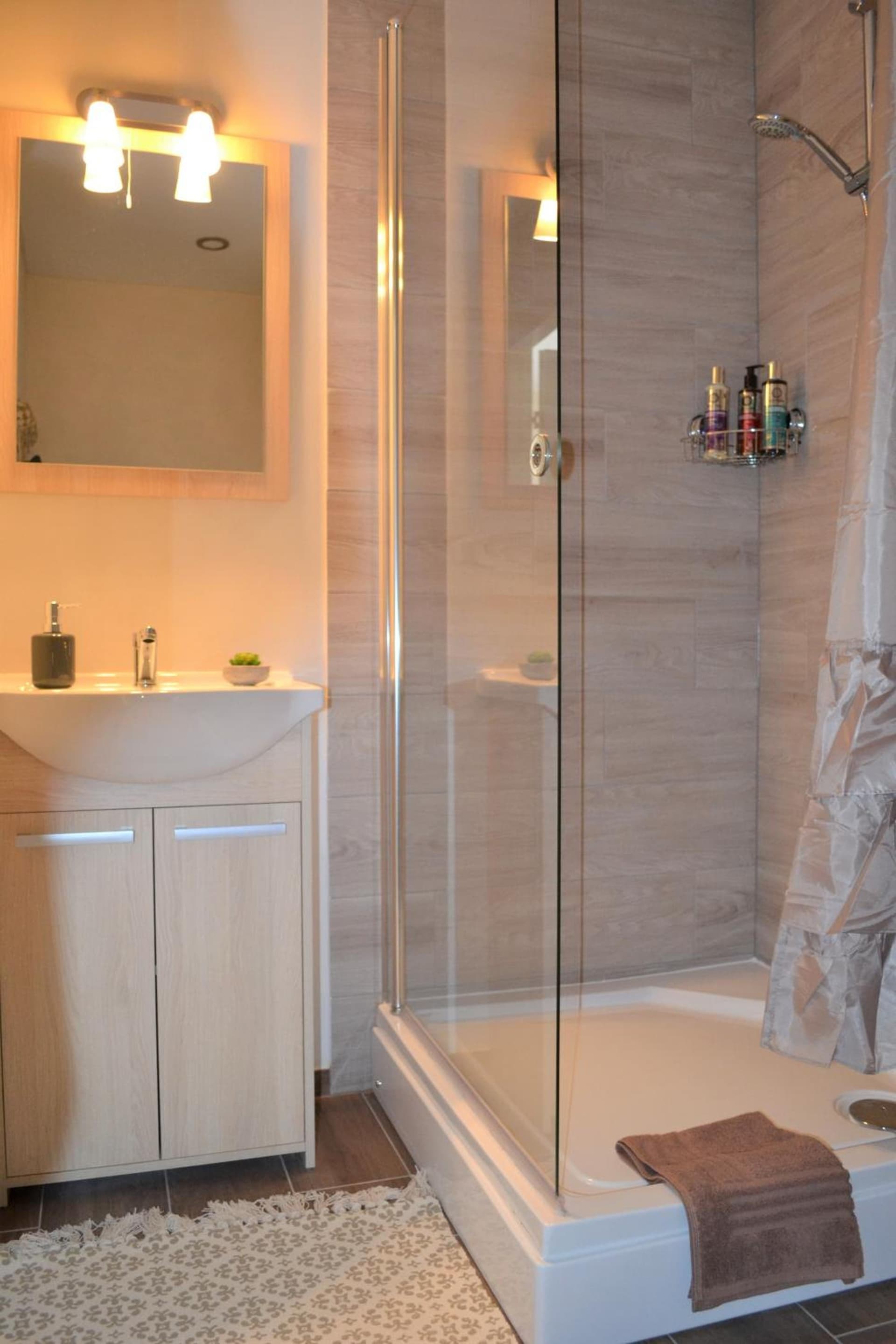 Vee 4 City Center Apartment