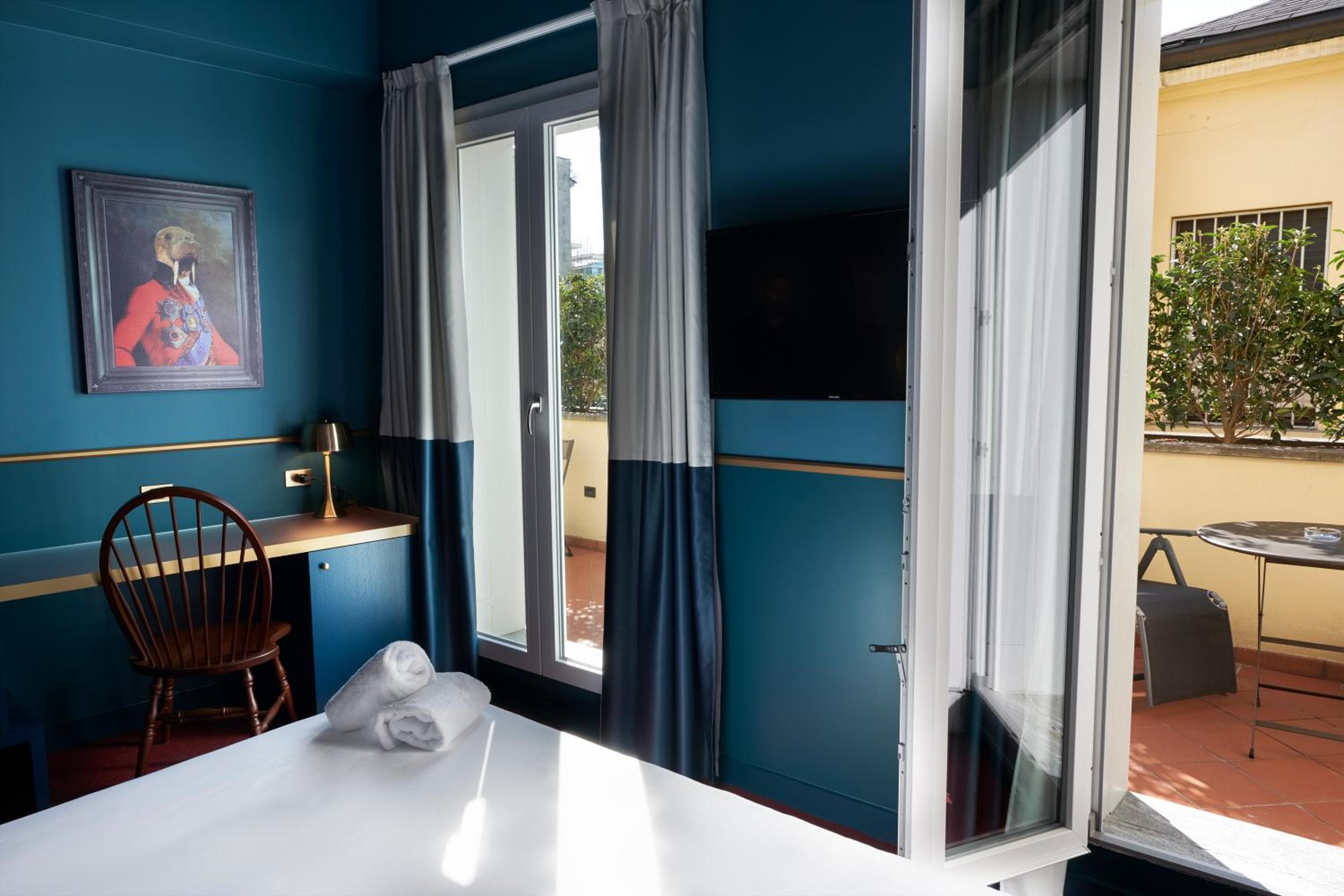 hotel room