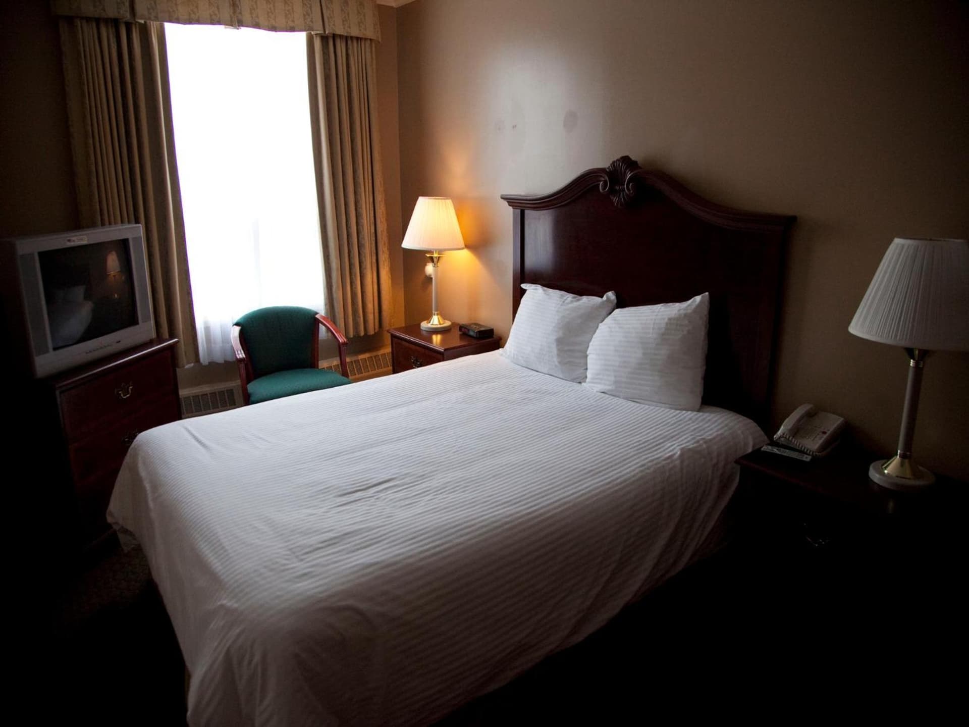 Hotel Senator