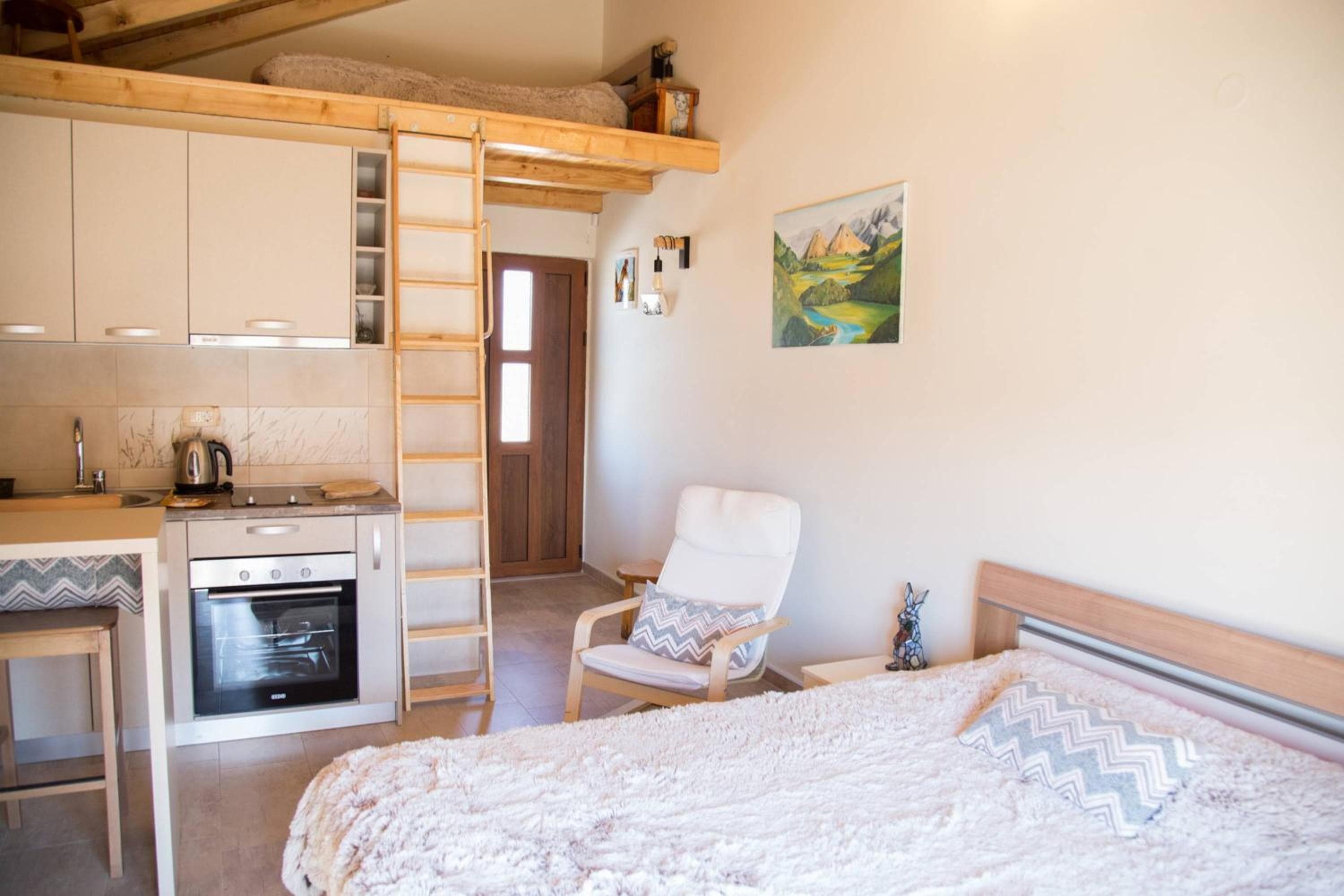 Apartments Aerodrom