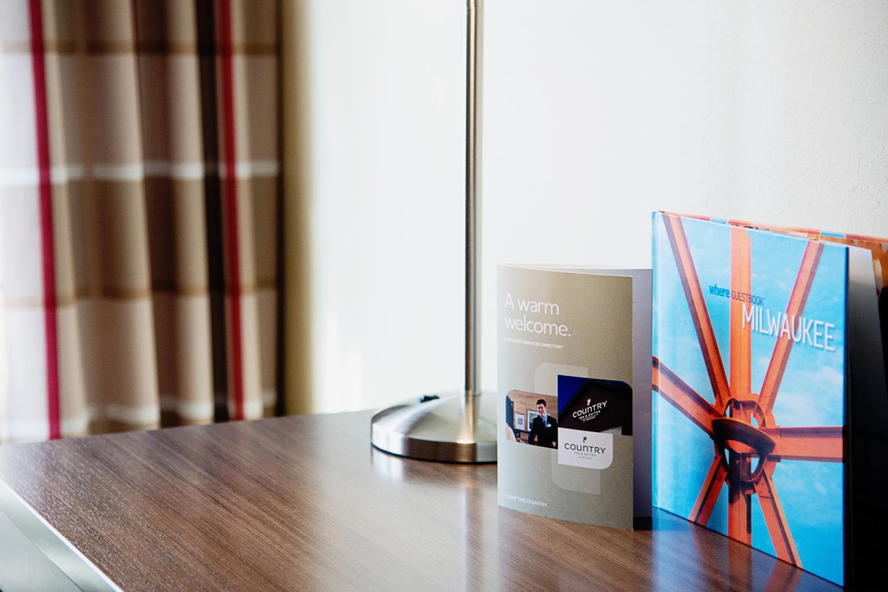 Country Inn & Suites by Radisson, Milwaukee West Brookfield , WI